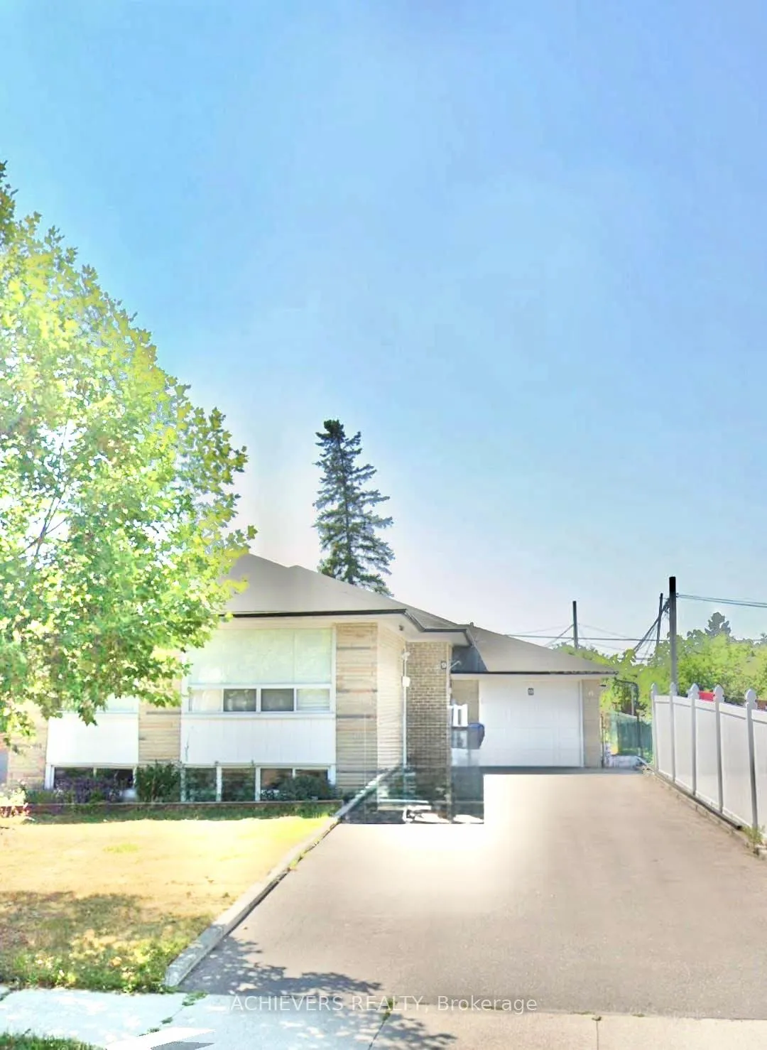 Photo 2 of 9 Milmink Street, Etobicoke, West Humber-Clairville — HOMEH