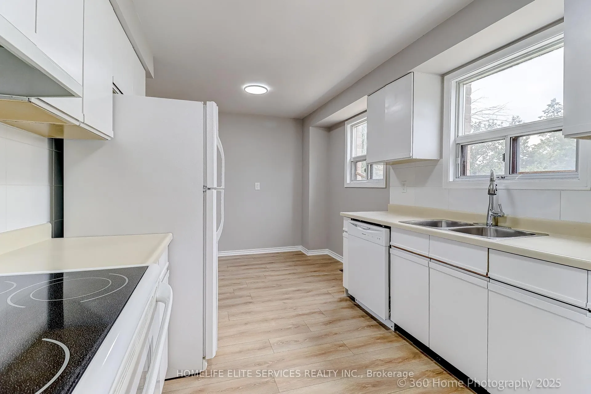 Photo 13 of 1938 Glengrove Road, Pickering, Liverpool — HOMEH