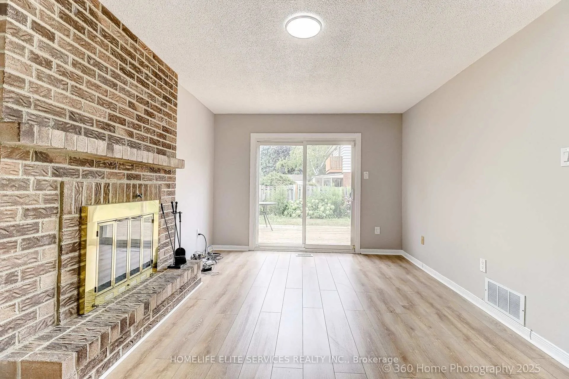 Photo 18 of 1938 Glengrove Road, Pickering, Liverpool — HOMEH