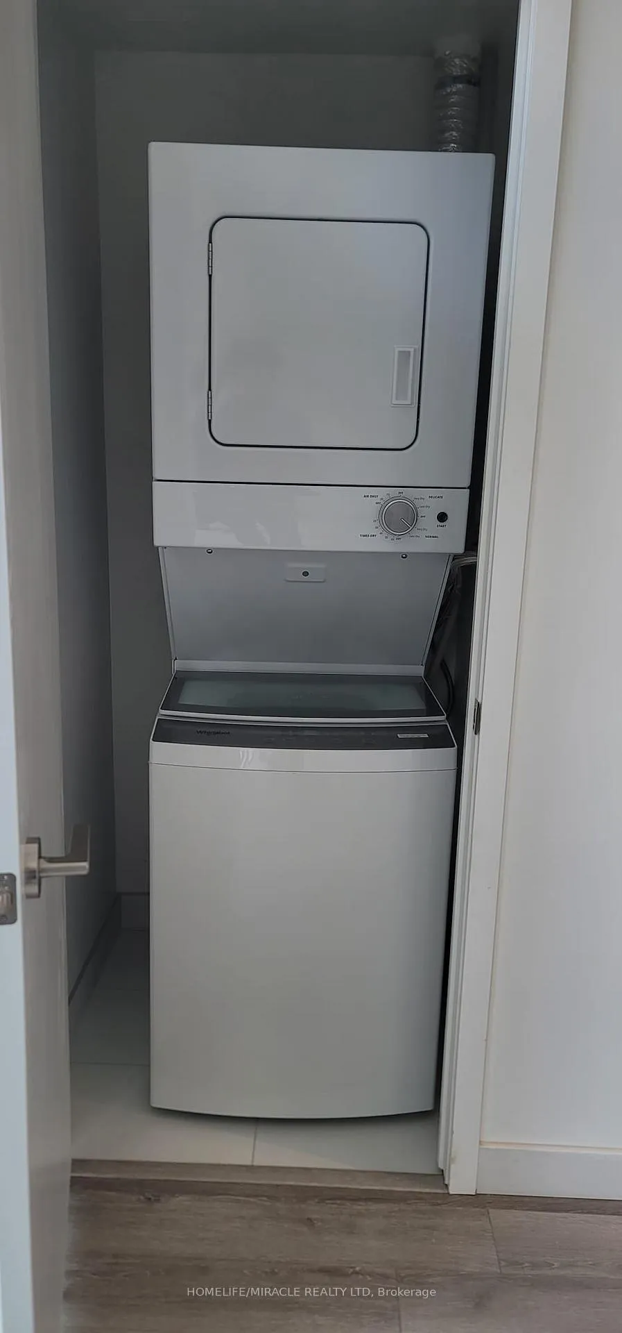 Photo 4 of Unit 1615, 121 St patrick Street, Toronto, Kensington-Chinatown — HOMEH