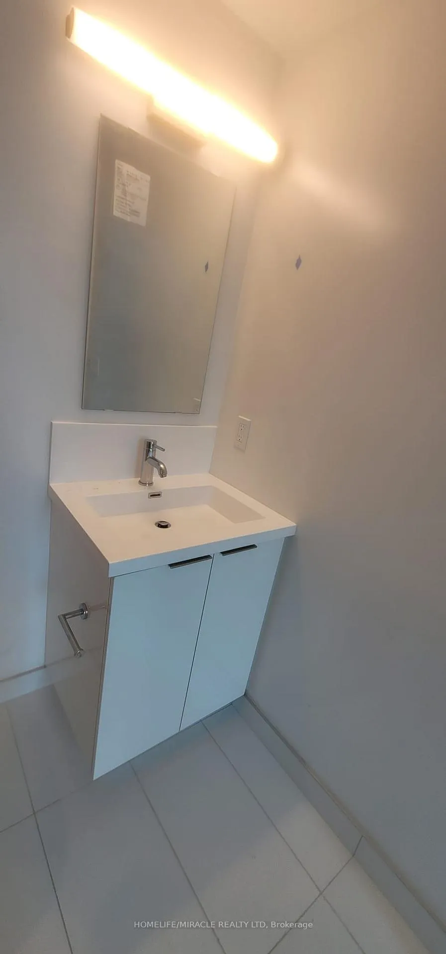 Photo 6 of Unit 1615, 121 St patrick Street, Toronto, Kensington-Chinatown — HOMEH