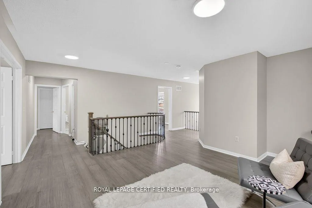 Photo 20 of 10 Verona Drive, Brampton, Vales of Castlemore — HOMEH