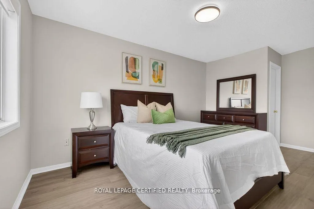 Photo 27 of 10 Verona Drive, Brampton, Vales of Castlemore — HOMEH