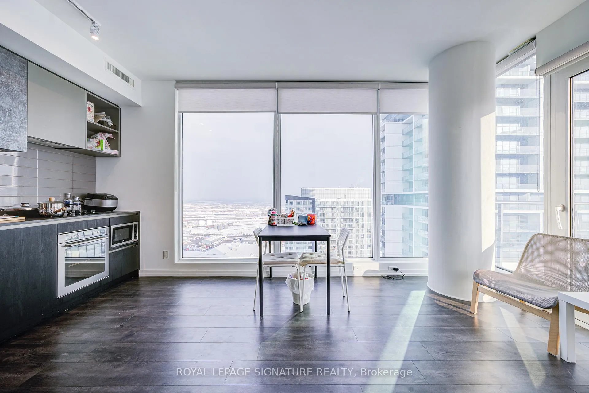 Photo 3 of Unit 4005, 1000 Portage Parkway, Vaughan, Vaughan Corporate Centre — HOMEH