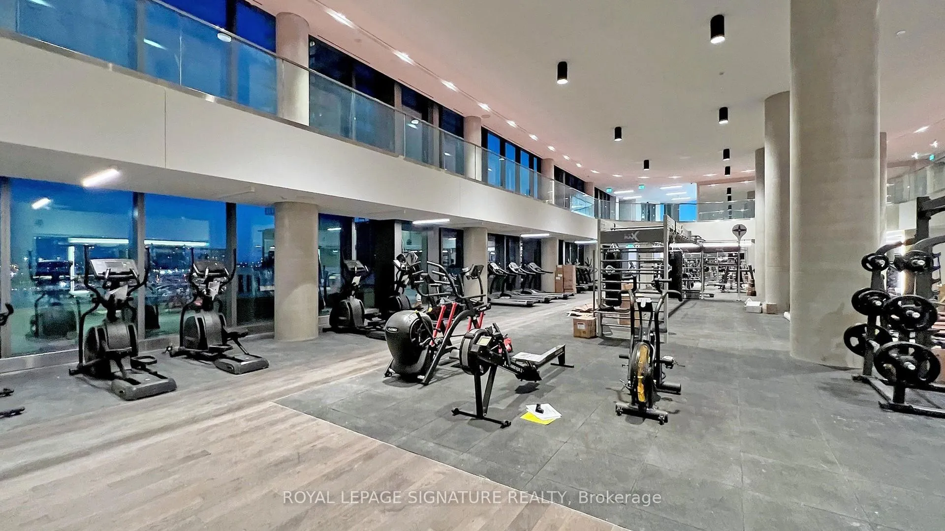 Photo 19 of Unit 4005, 1000 Portage Parkway, Vaughan, Vaughan Corporate Centre — HOMEH