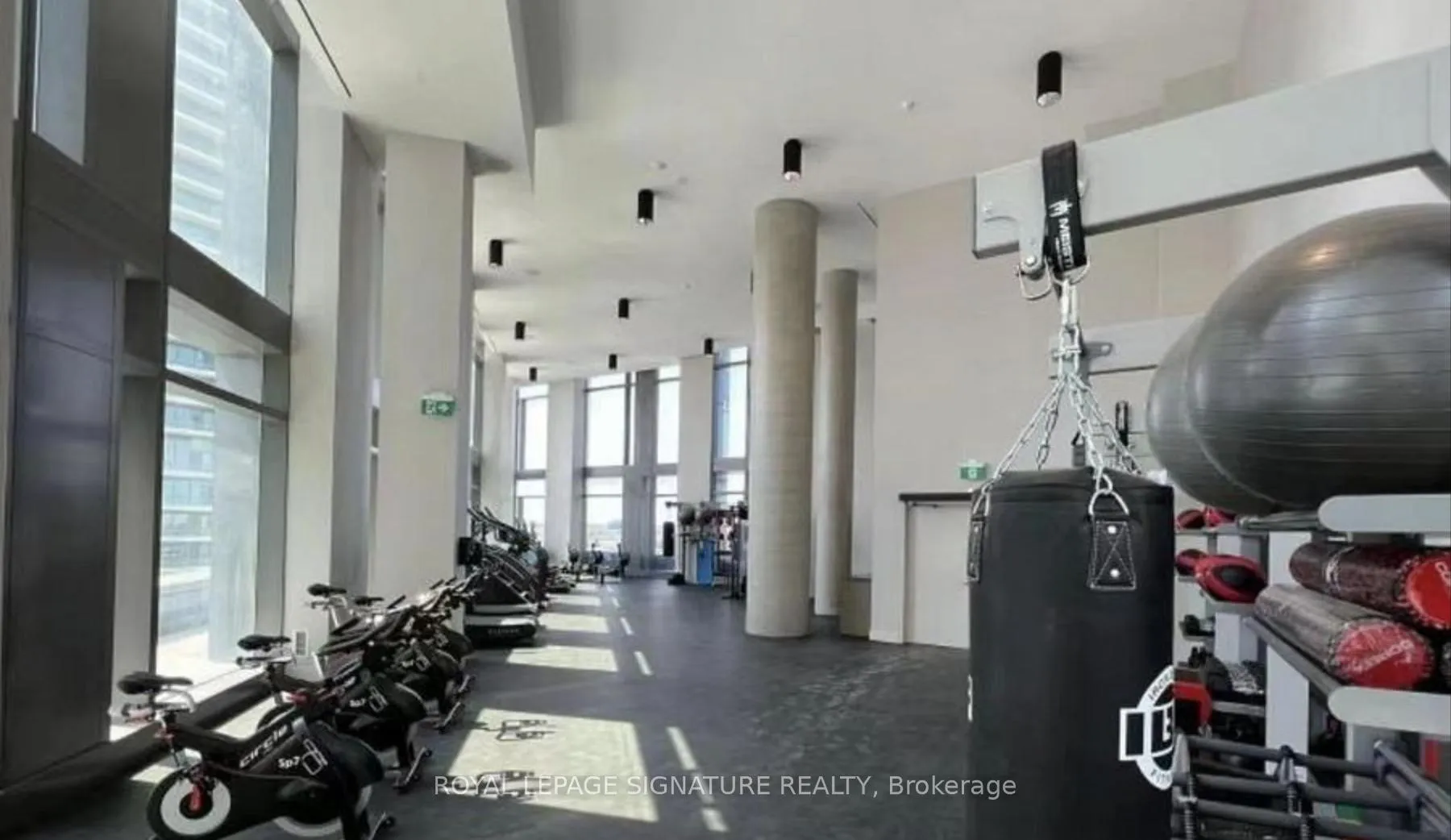 Photo 24 of Unit 4005, 1000 Portage Parkway, Vaughan, Vaughan Corporate Centre — HOMEH