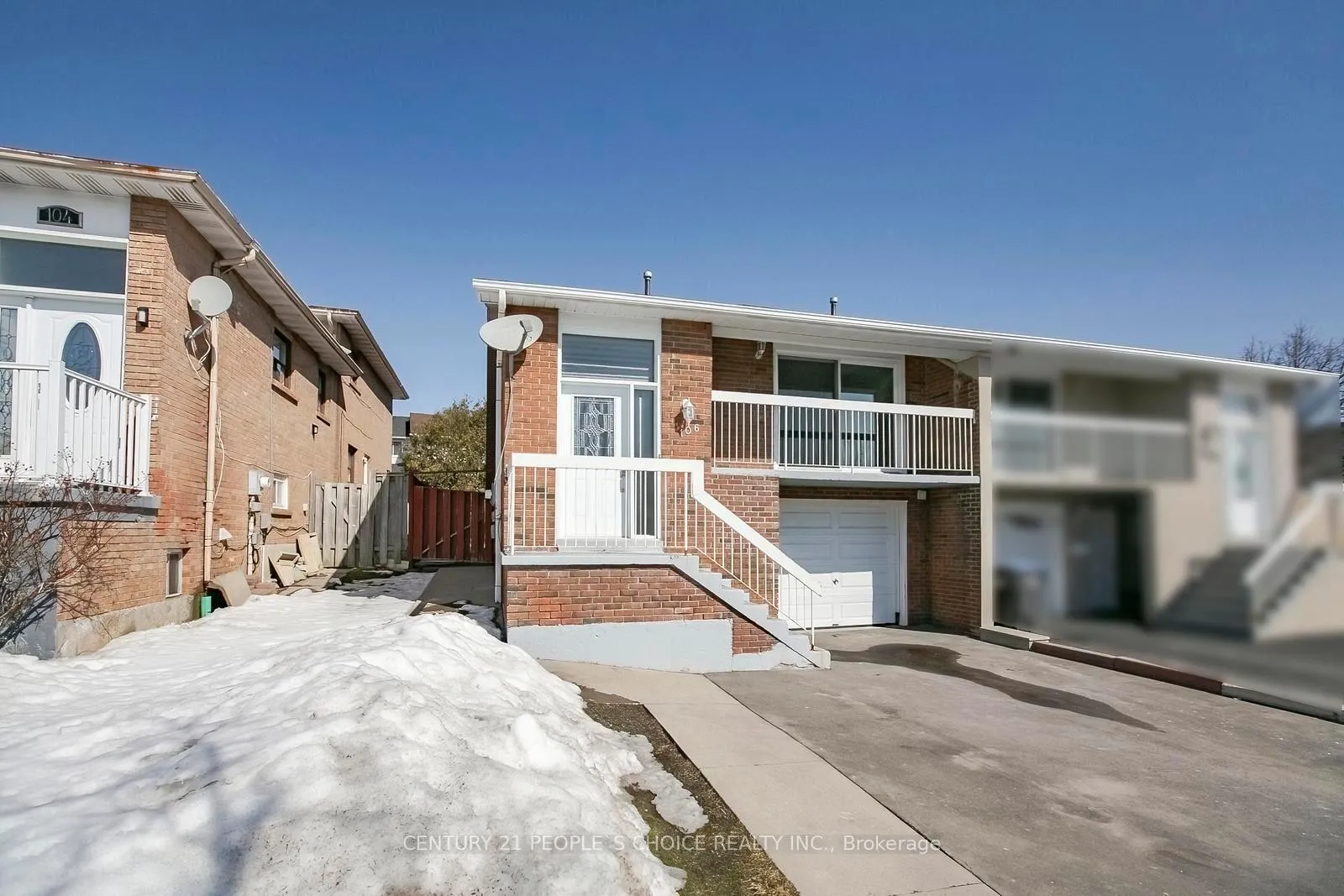 Photo 3 of Unit Upper, 106 Winterfold Drive, Brampton, Madoc — HOMEH