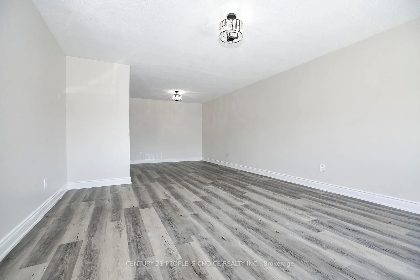 Photo 10 of Unit Upper, 106 Winterfold Drive, Brampton, Madoc — HOMEH