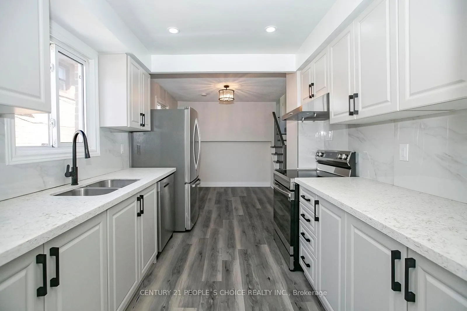 Photo 17 of Unit Upper, 106 Winterfold Drive, Brampton, Madoc — HOMEH