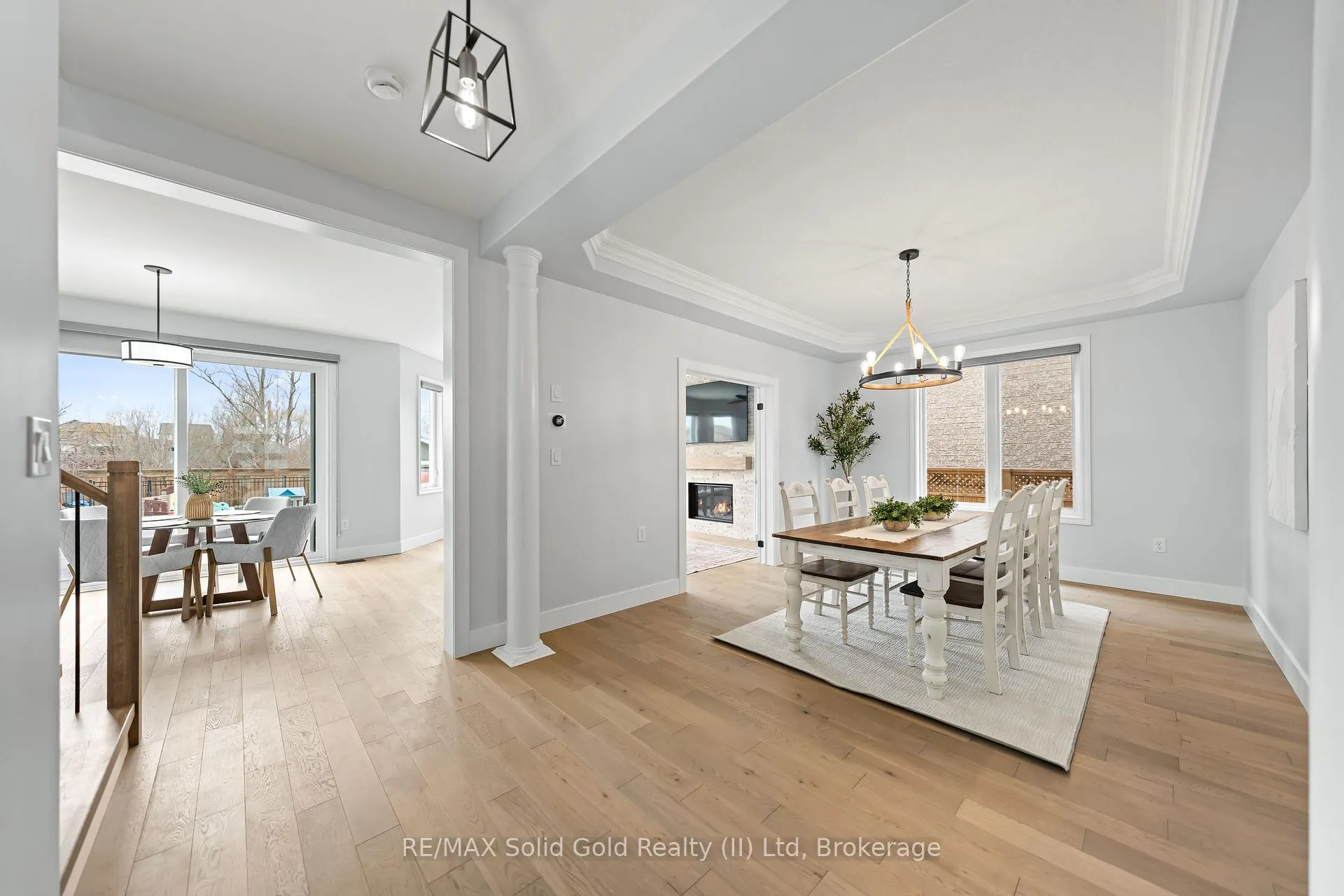 Photo 7 of 75 Porter Crescent, Cambridge, Silver Heights — HOMEH
