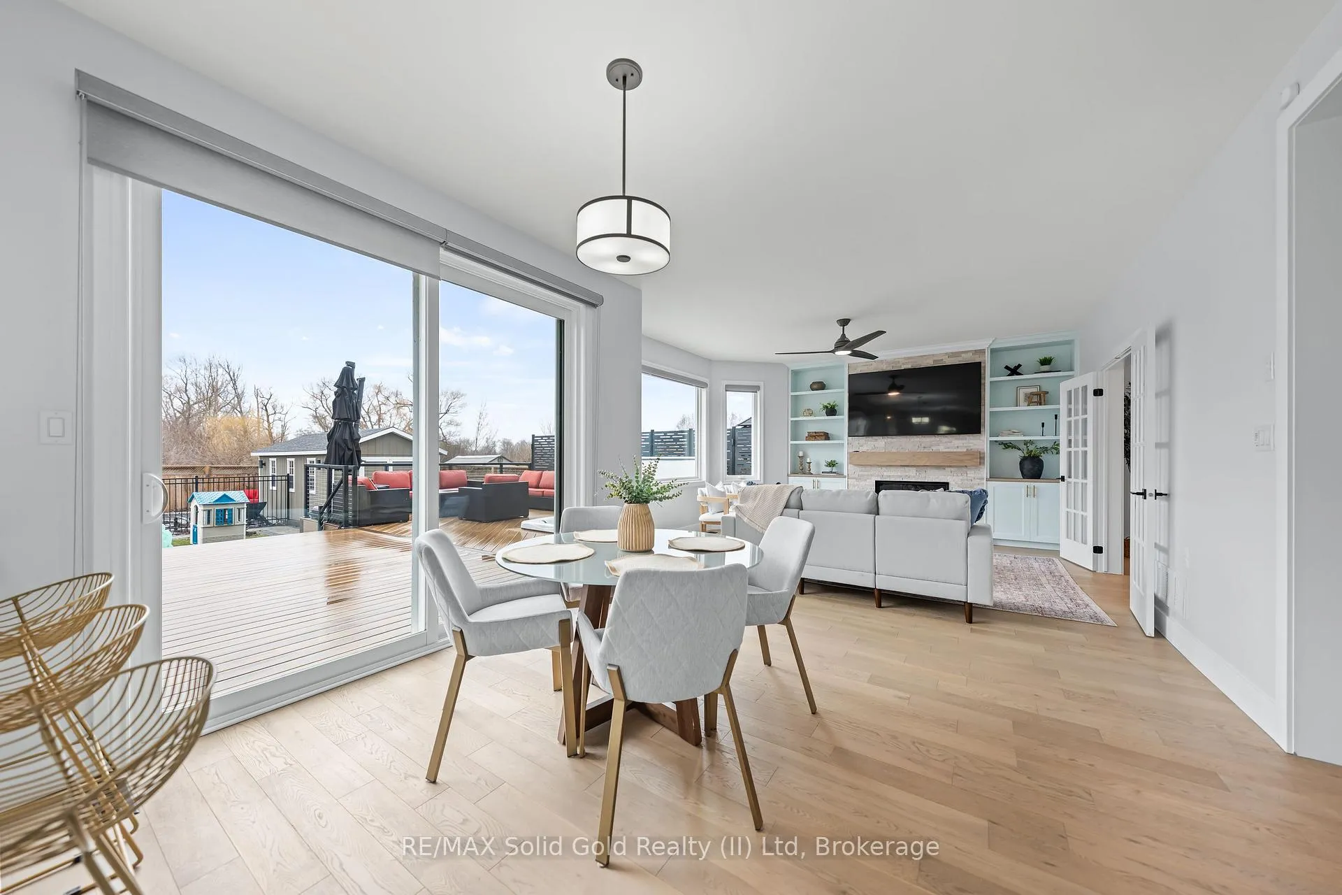 Photo 16 of 75 Porter Crescent, Cambridge, Silver Heights — HOMEH