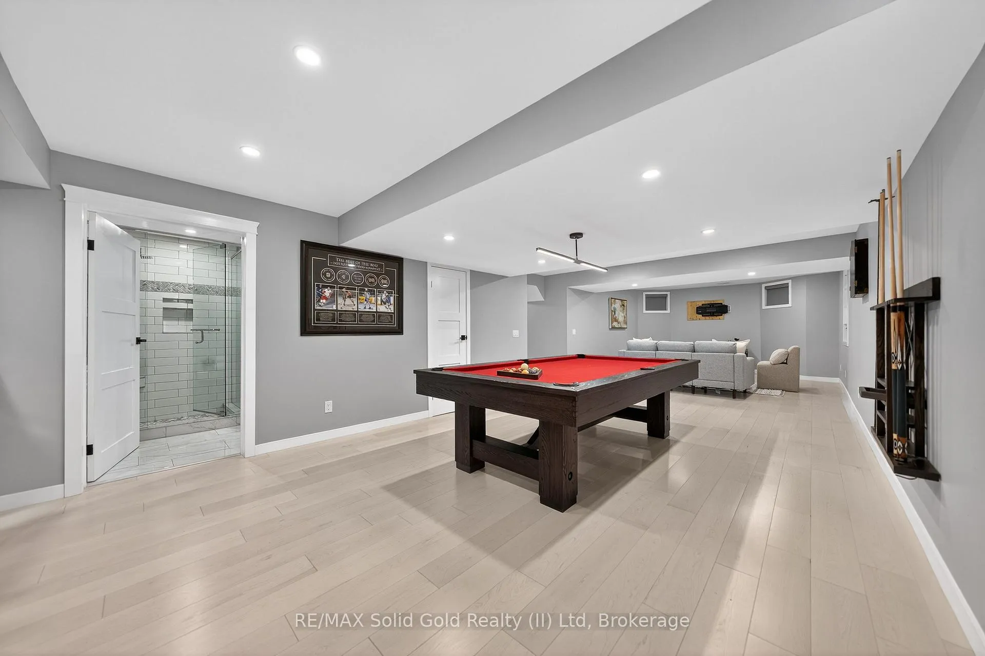 Photo 43 of 75 Porter Crescent, Cambridge, Silver Heights — HOMEH