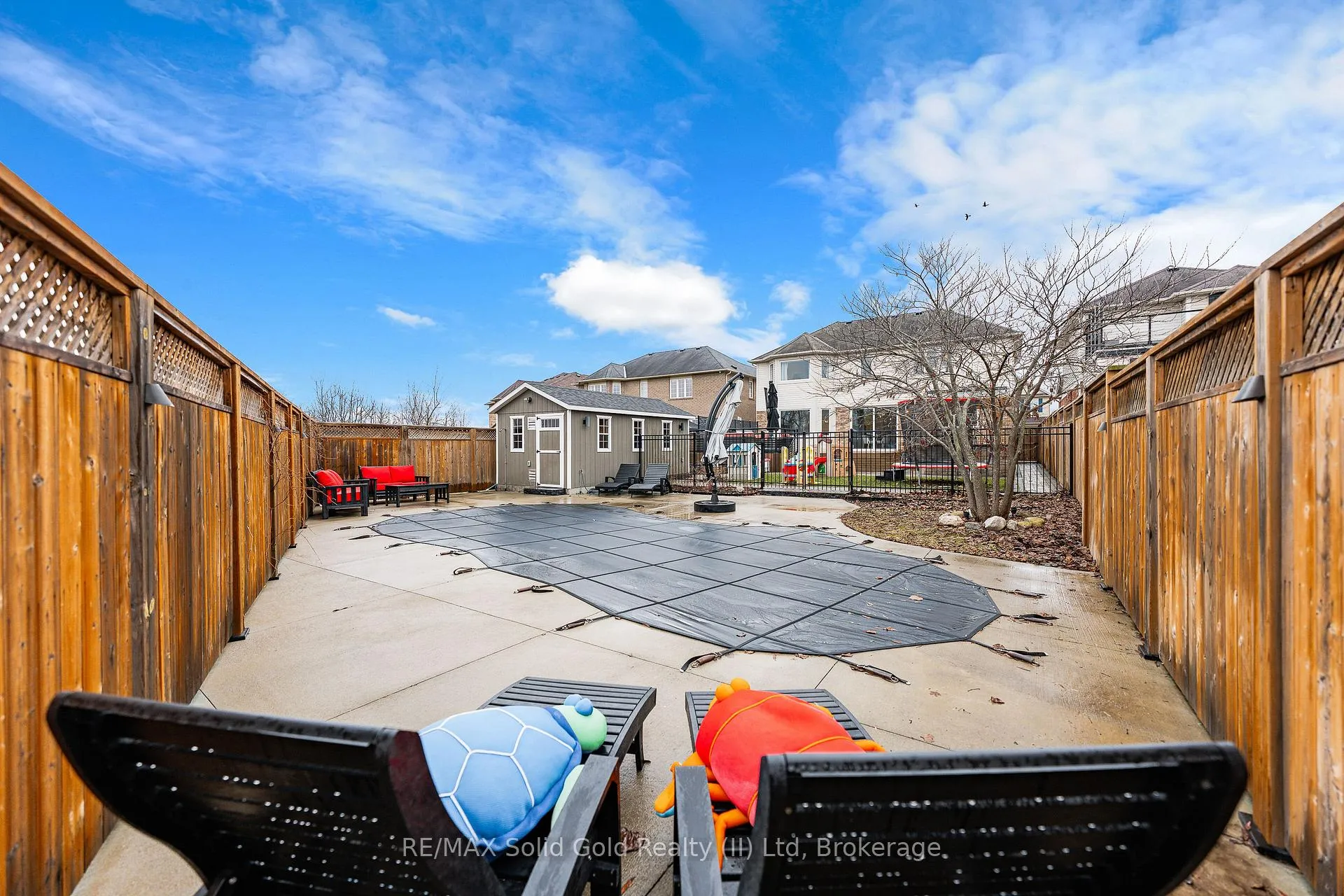 Photo 49 of 75 Porter Crescent, Cambridge, Silver Heights — HOMEH