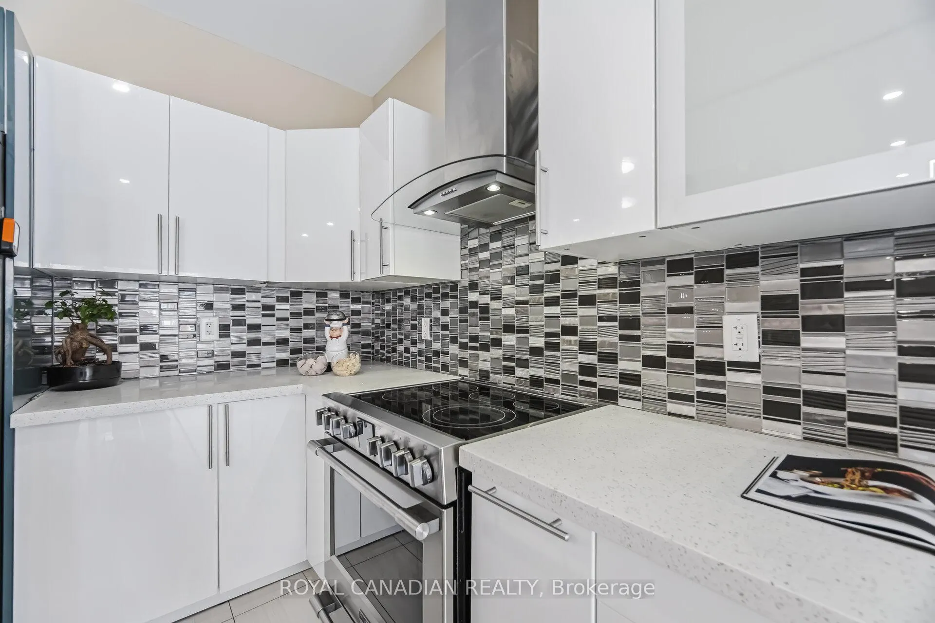 Photo 20 of 83 Mander Place, Milton, Scott — HOMEH