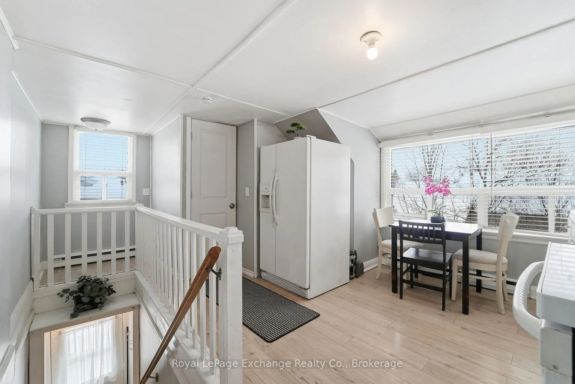 Photo 4 of 967-Upper Unit Huron Terrace, Kincardine — HOMEH