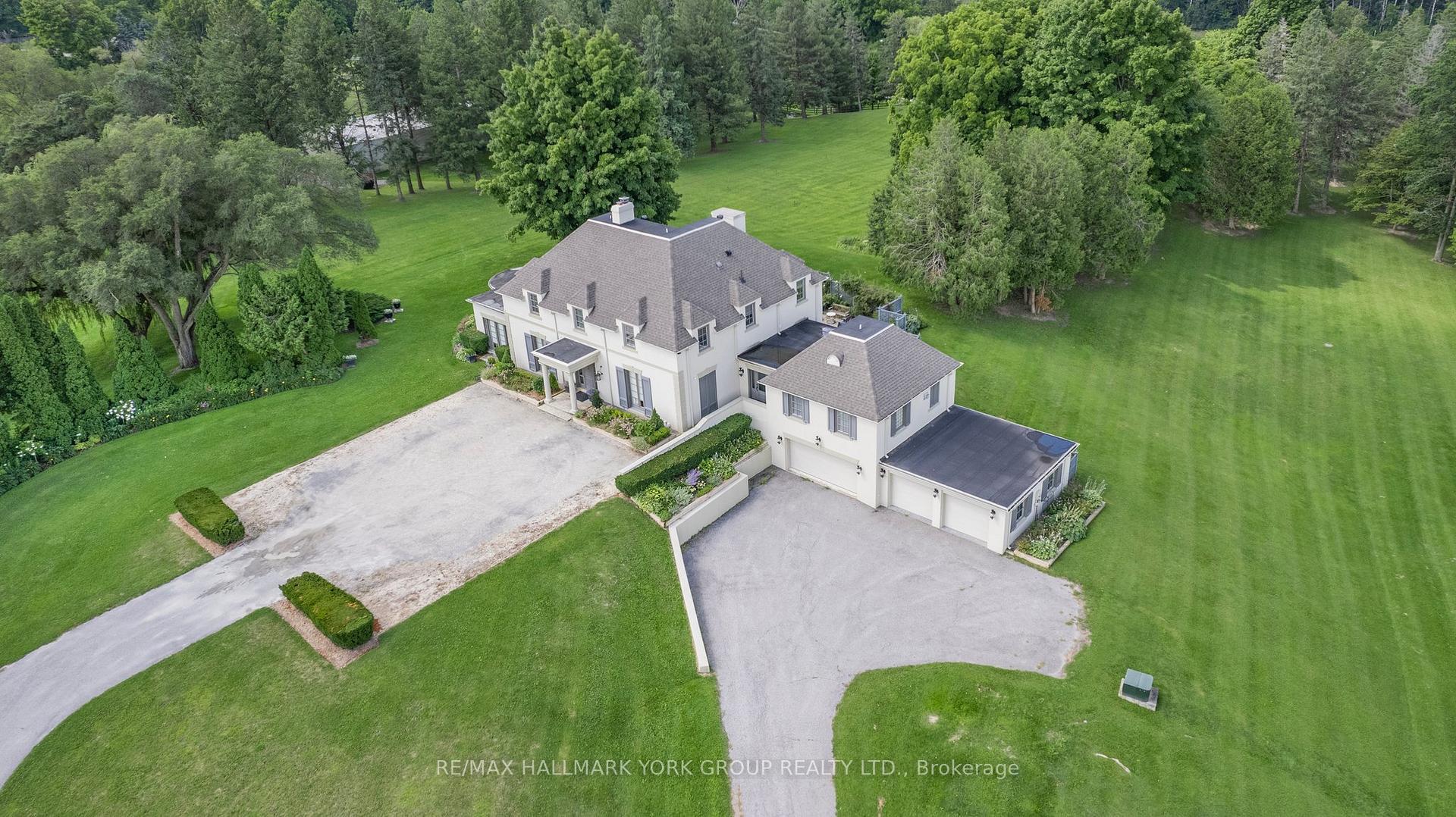 Photo 1 of 161 Fairfield Drive, King, Rural King — HOMEH