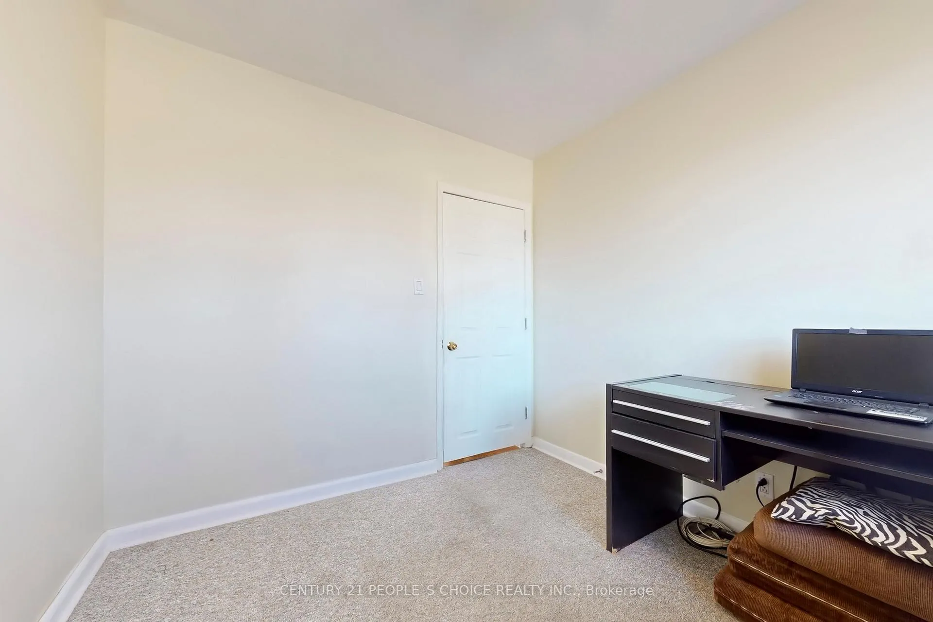 Photo 19 of 35 Westhumber Boulevard, Etobicoke, West Humber-Clairville — HOMEH