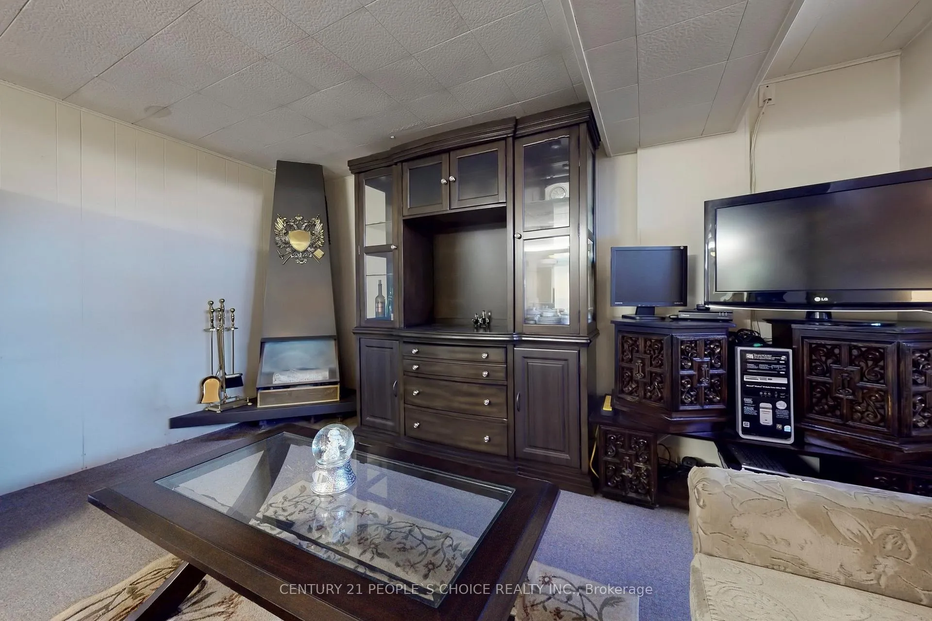 Photo 31 of 35 Westhumber Boulevard, Etobicoke, West Humber-Clairville — HOMEH