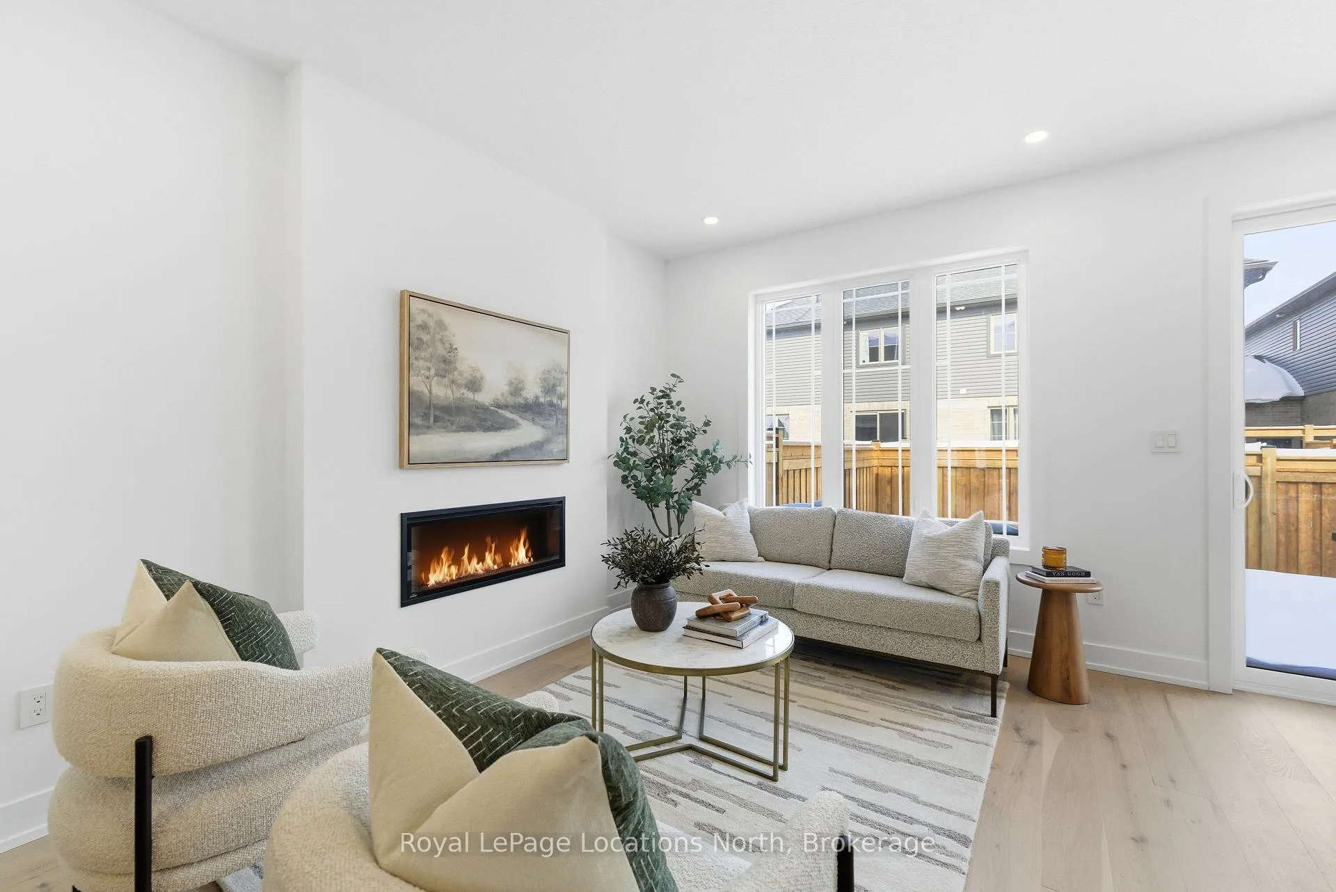 Photo 11 of 5 Swain Crescent, Collingwood — HOMEH