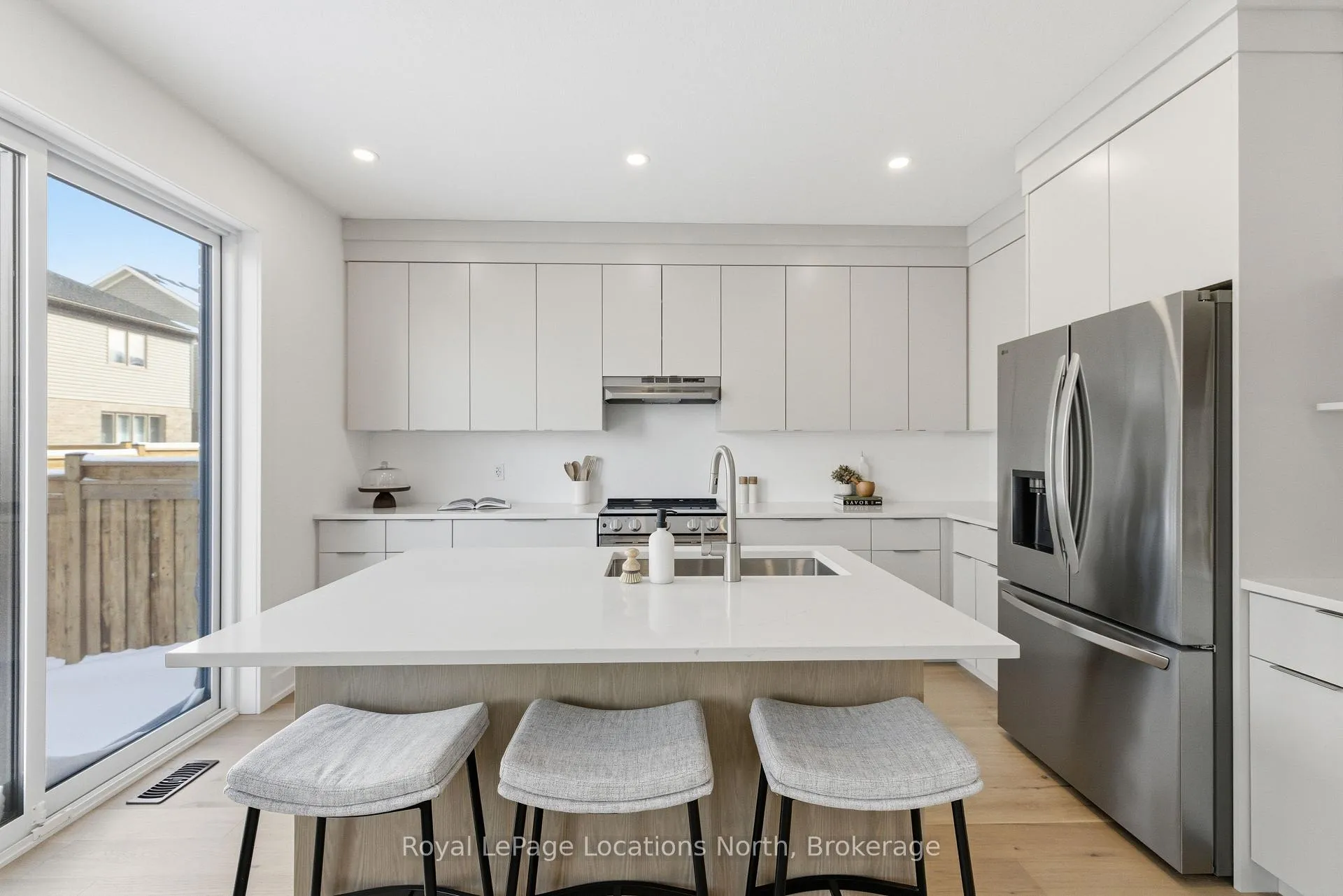 Photo 15 of 5 Swain Crescent, Collingwood — HOMEH