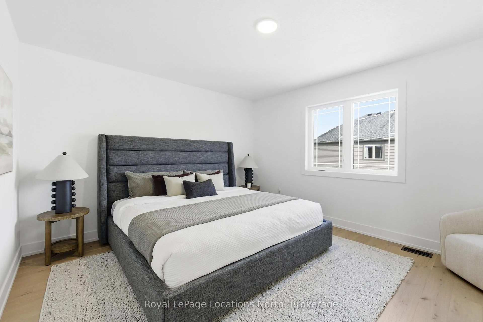 Photo 21 of 5 Swain Crescent, Collingwood — HOMEH