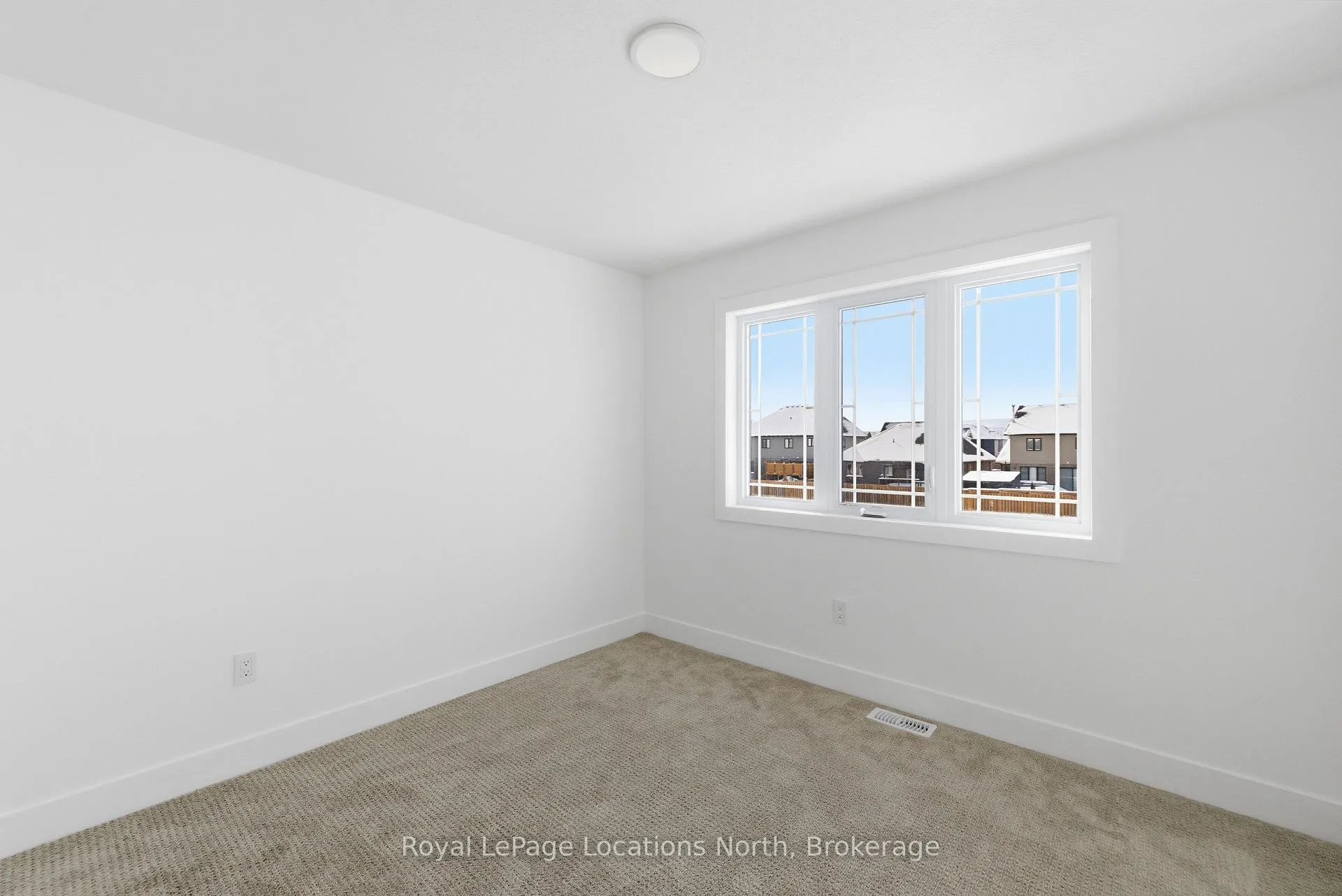 Photo 31 of 5 Swain Crescent, Collingwood — HOMEH