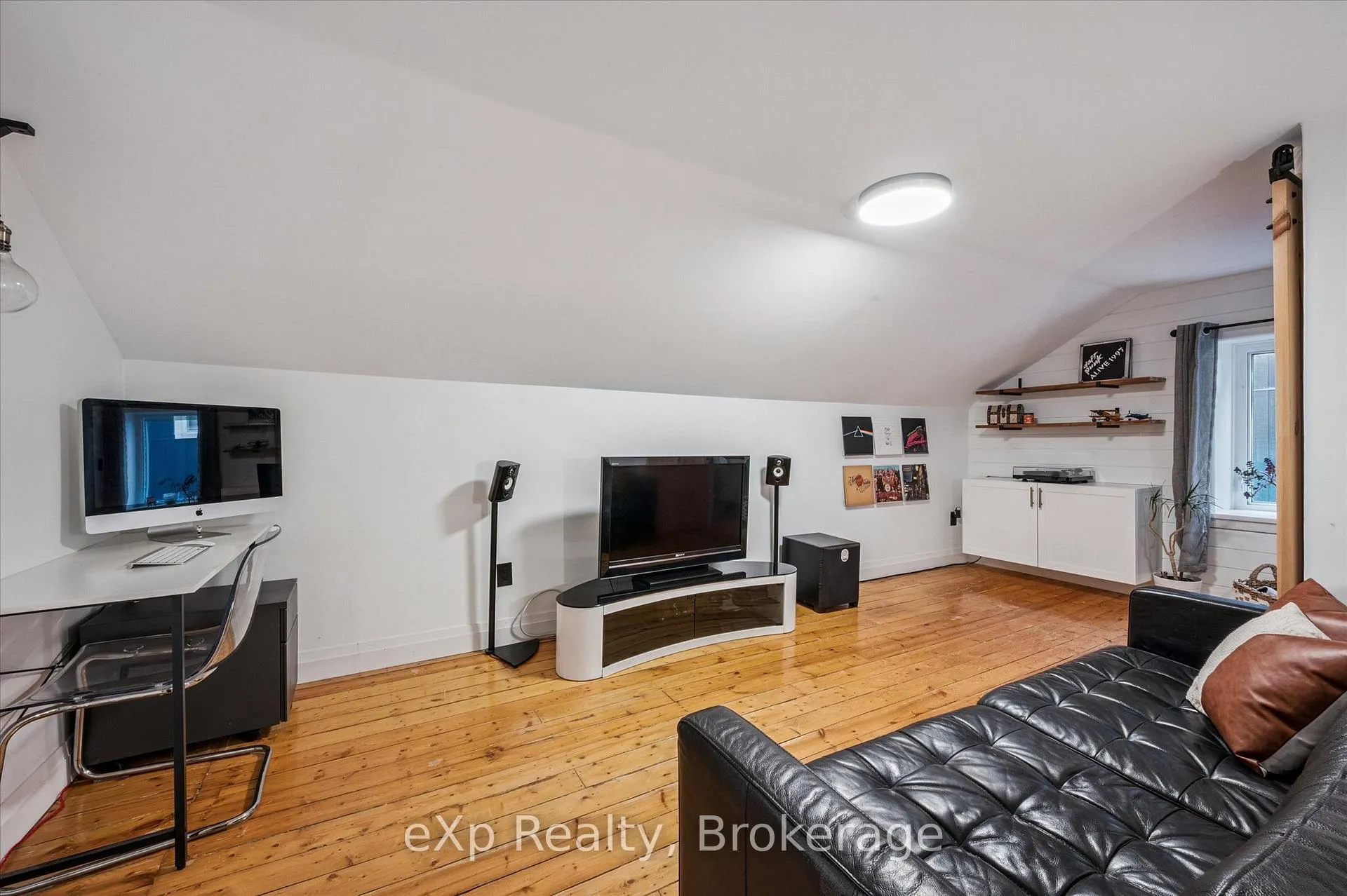 Photo 14 of 20 Bergey Street, Cambridge — HOMEH
