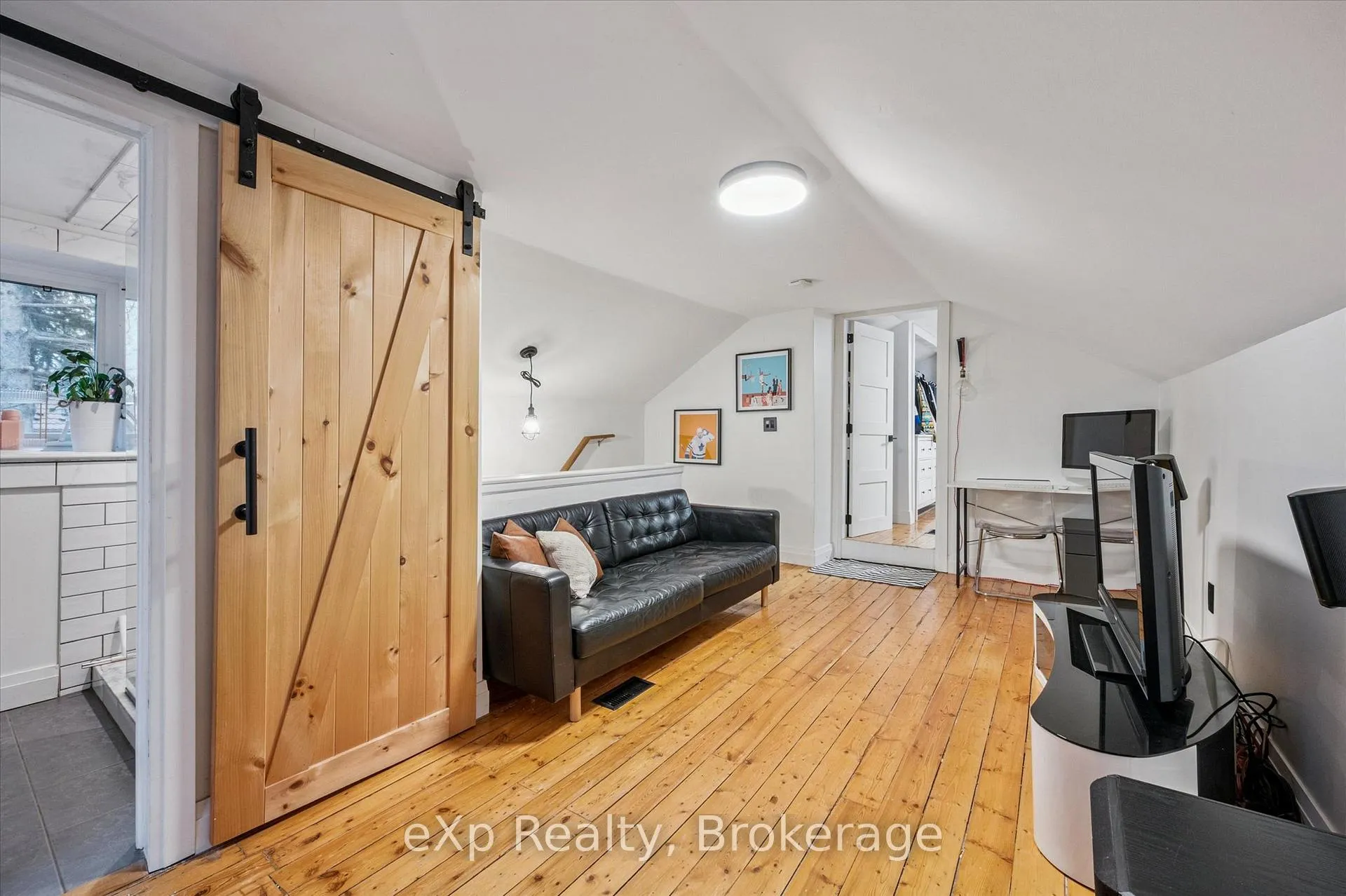 Photo 16 of 20 Bergey Street, Cambridge — HOMEH