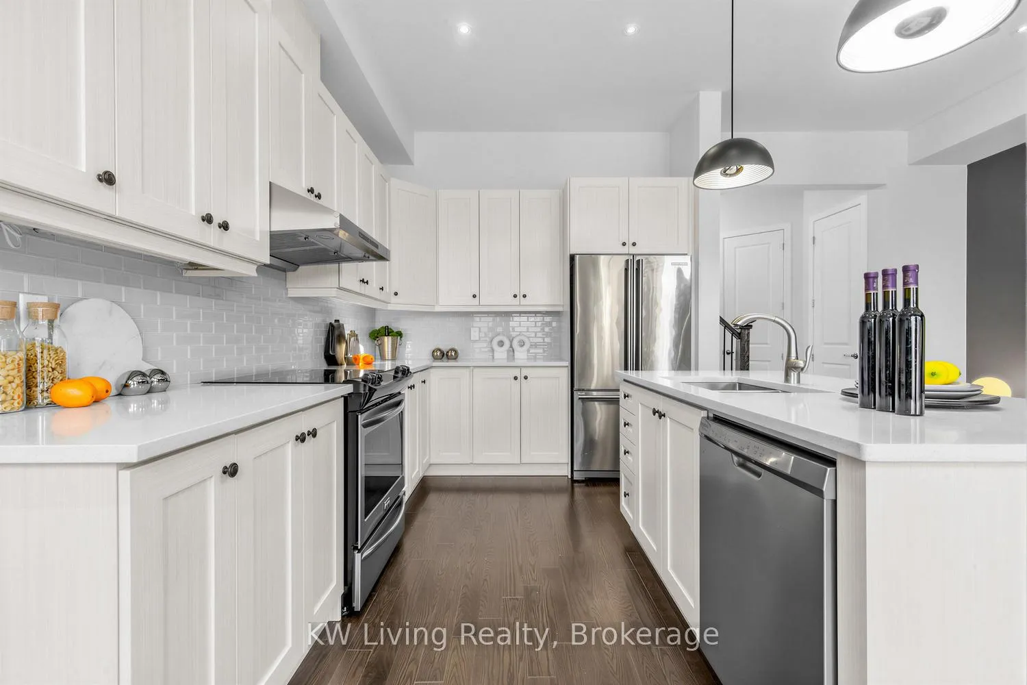 Photo 13 of 9132 Bathurst Street, Vaughan, Patterson — HOMEH