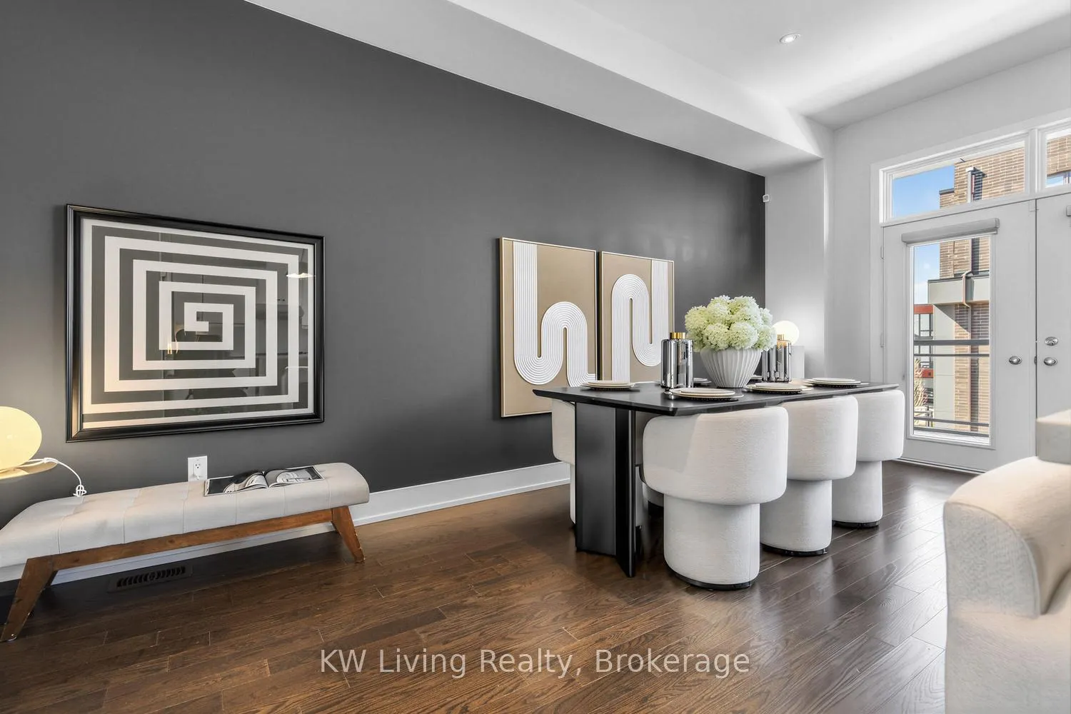 Photo 17 of 9132 Bathurst Street, Vaughan, Patterson — HOMEH