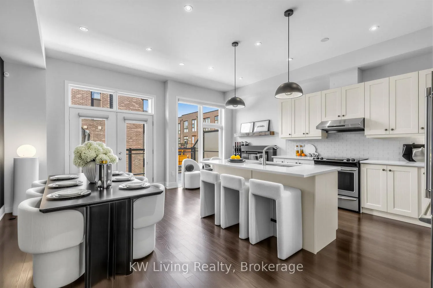 Photo 18 of 9132 Bathurst Street, Vaughan, Patterson — HOMEH