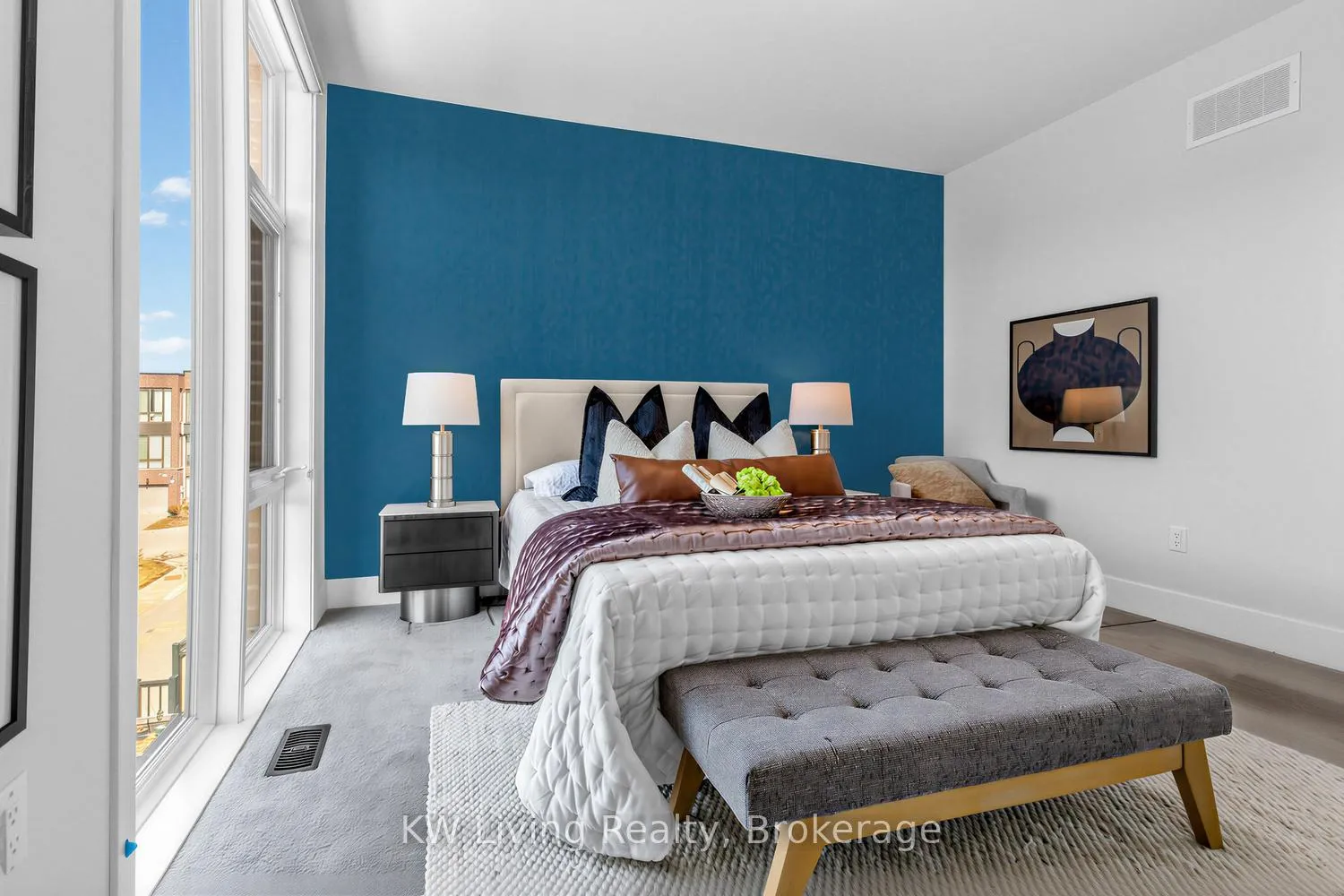 Photo 24 of 9132 Bathurst Street, Vaughan, Patterson — HOMEH