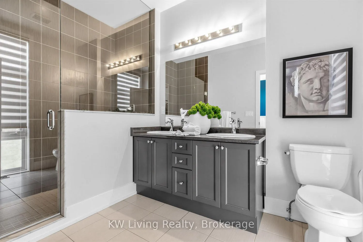 Photo 26 of 9132 Bathurst Street, Vaughan, Patterson — HOMEH