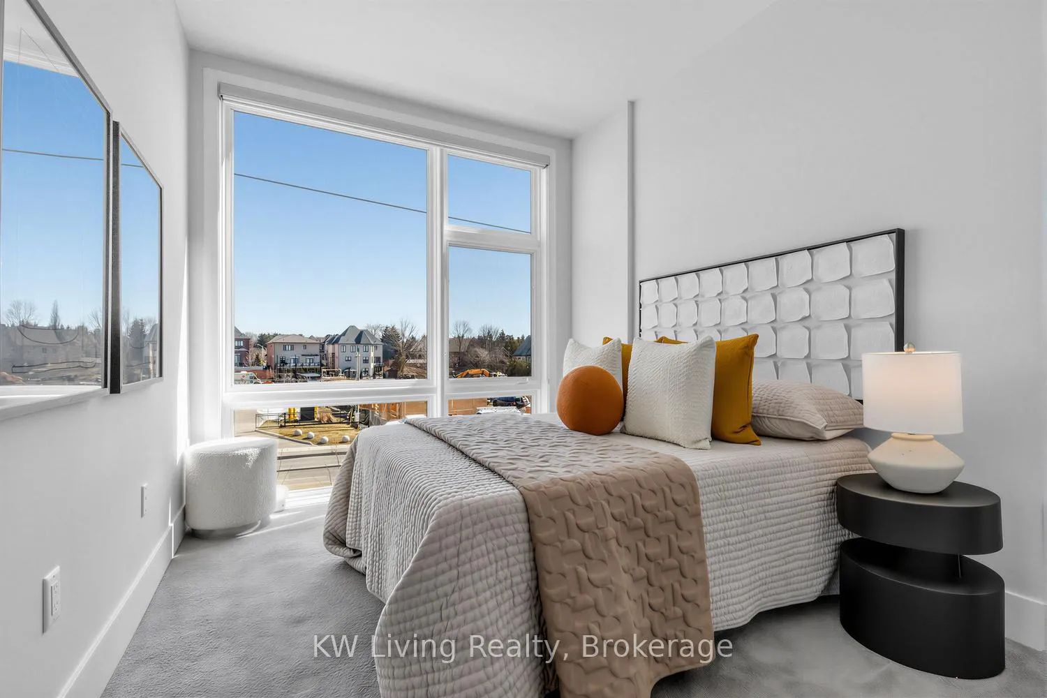Photo 27 of 9132 Bathurst Street, Vaughan, Patterson — HOMEH