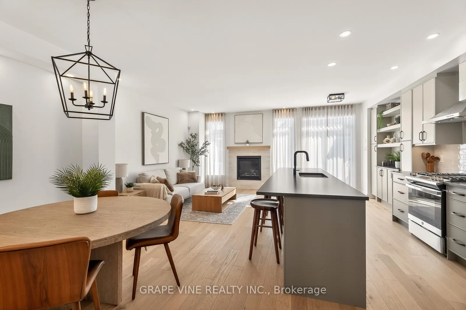 Photo 6 of 2034 Allegrini Terrace, Ottawa, Kanata - Emerald Meadows/Trailwest — HOMEH