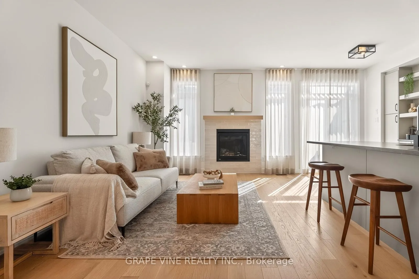 Photo 15 of 2034 Allegrini Terrace, Ottawa, Kanata - Emerald Meadows/Trailwest — HOMEH