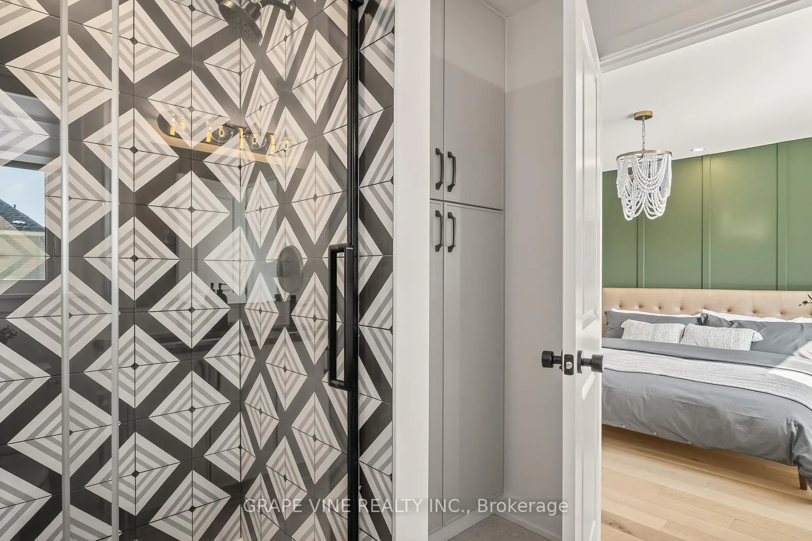 Photo 24 of 2034 Allegrini Terrace, Ottawa, Kanata - Emerald Meadows/Trailwest — HOMEH