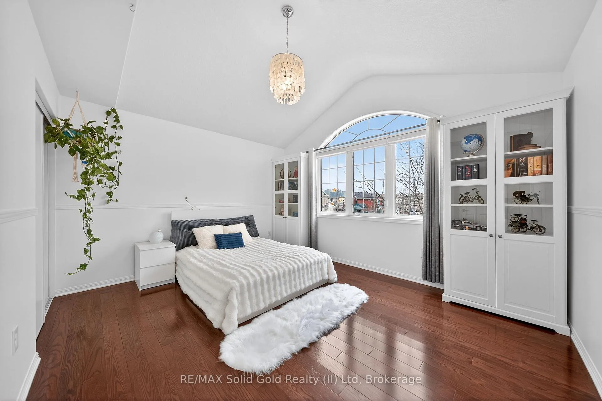 Photo 25 of 79 Porter Crescent, Cambridge — HOMEH