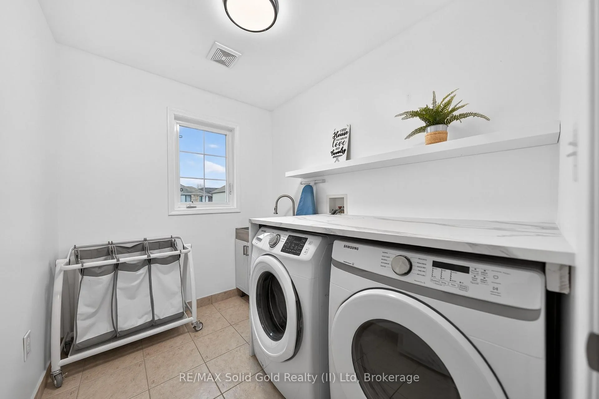 Photo 29 of 79 Porter Crescent, Cambridge — HOMEH