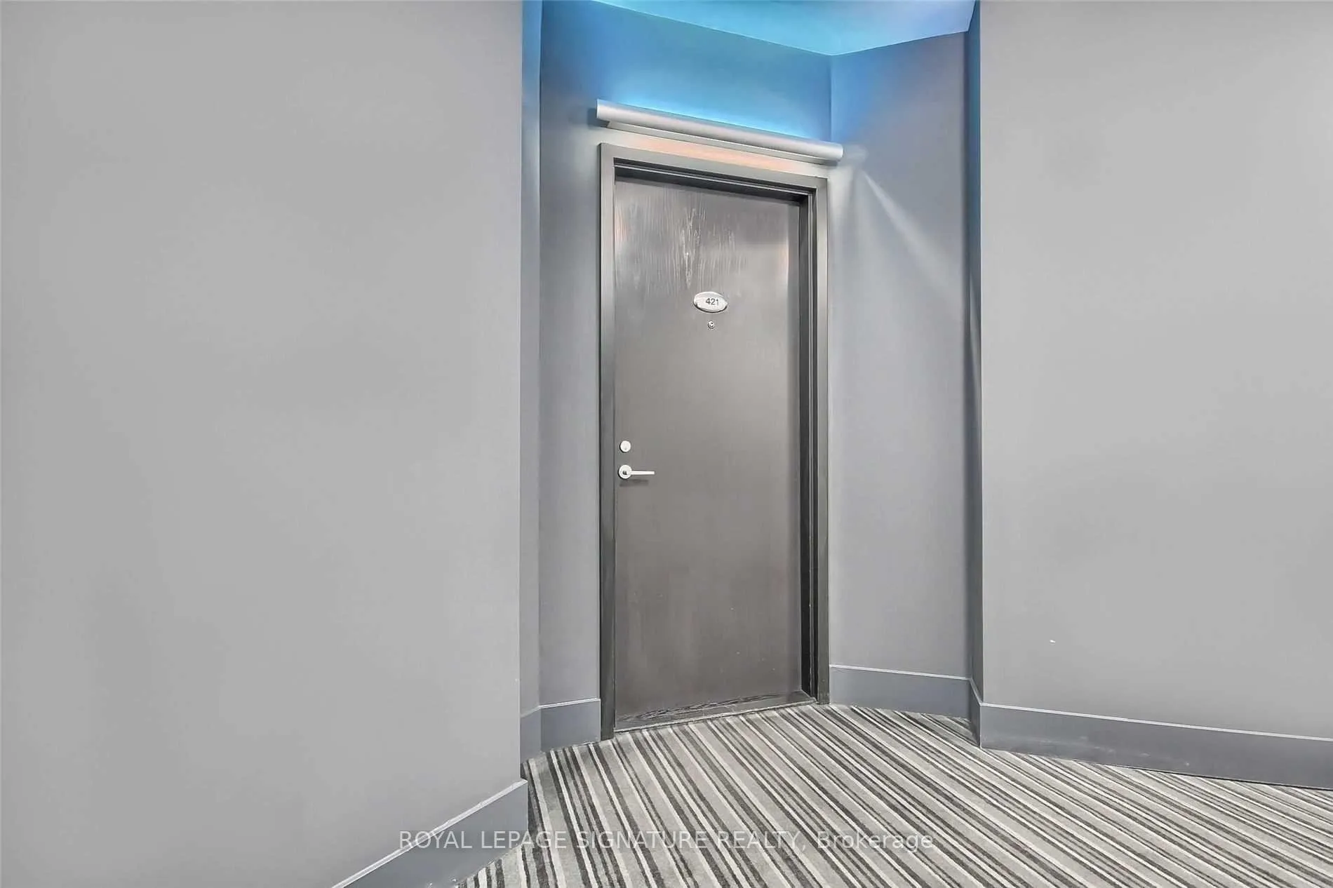 Photo 7 of Unit 421, 1 Shaw Street, Toronto, Niagara — HOMEH