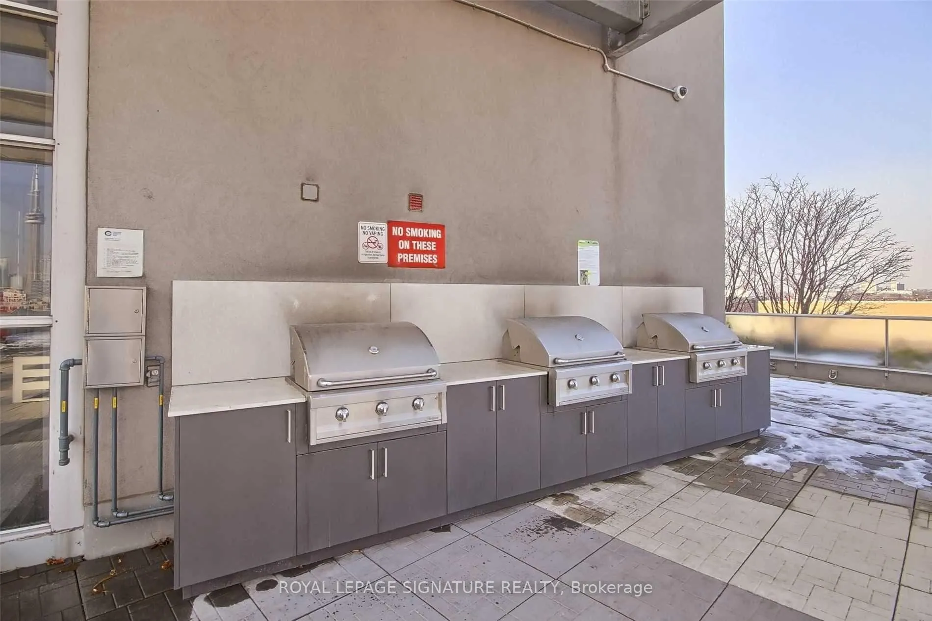 Photo 34 of Unit 421, 1 Shaw Street, Toronto, Niagara — HOMEH