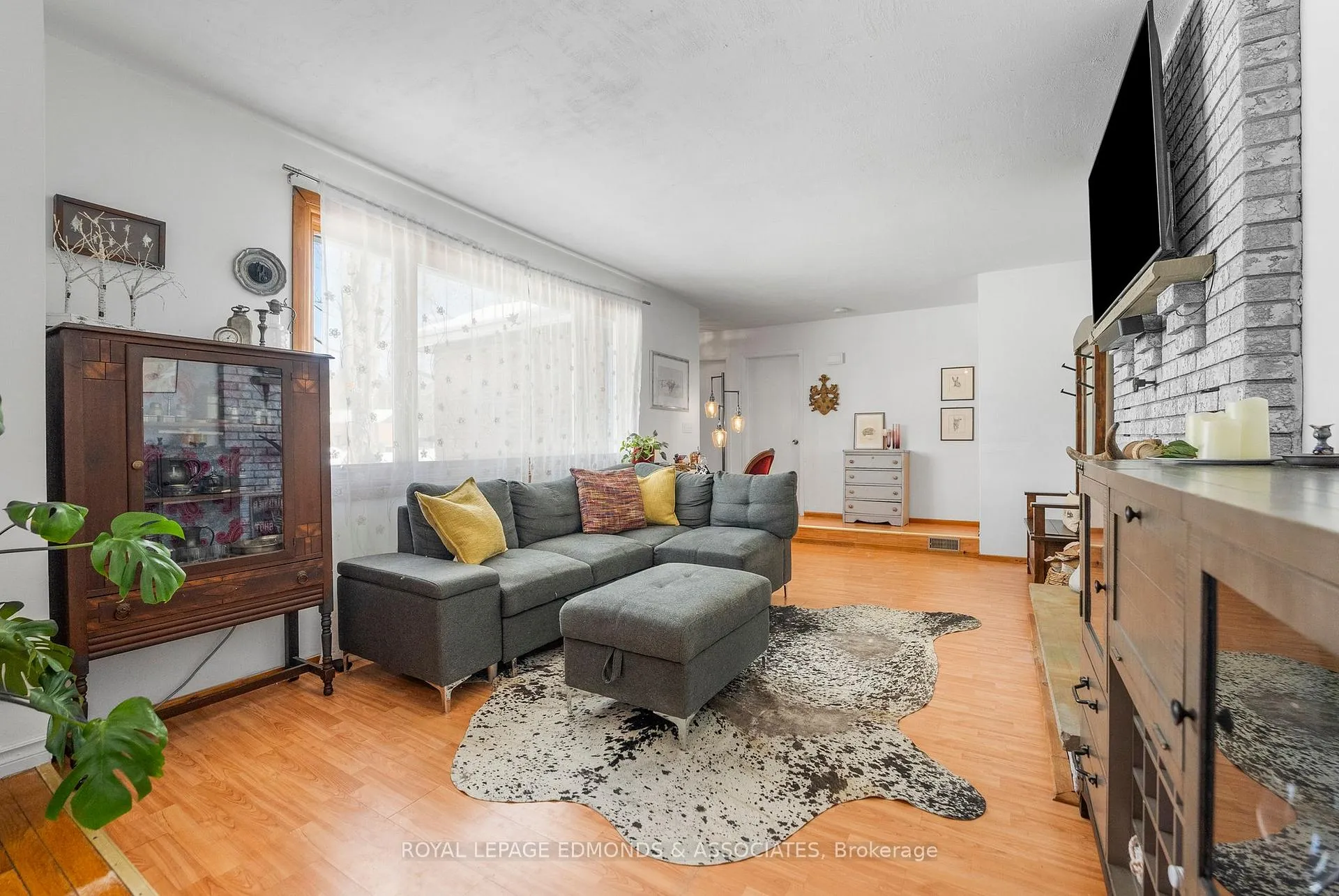 Photo 7 of 58 Hilda Street, Petawawa — HOMEH