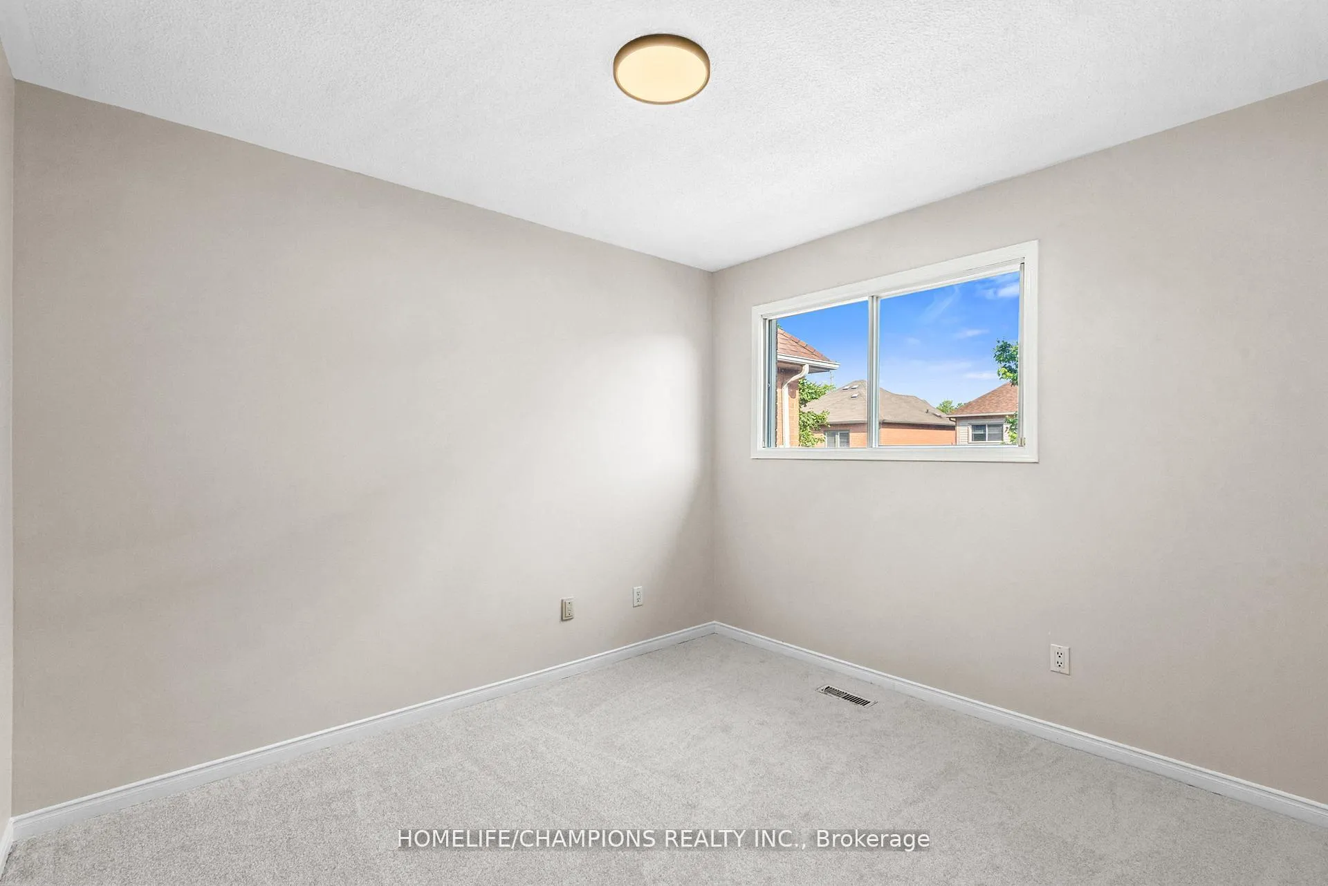 Photo 18 of 104 Secord Street, Pickering, Highbush — HOMEH