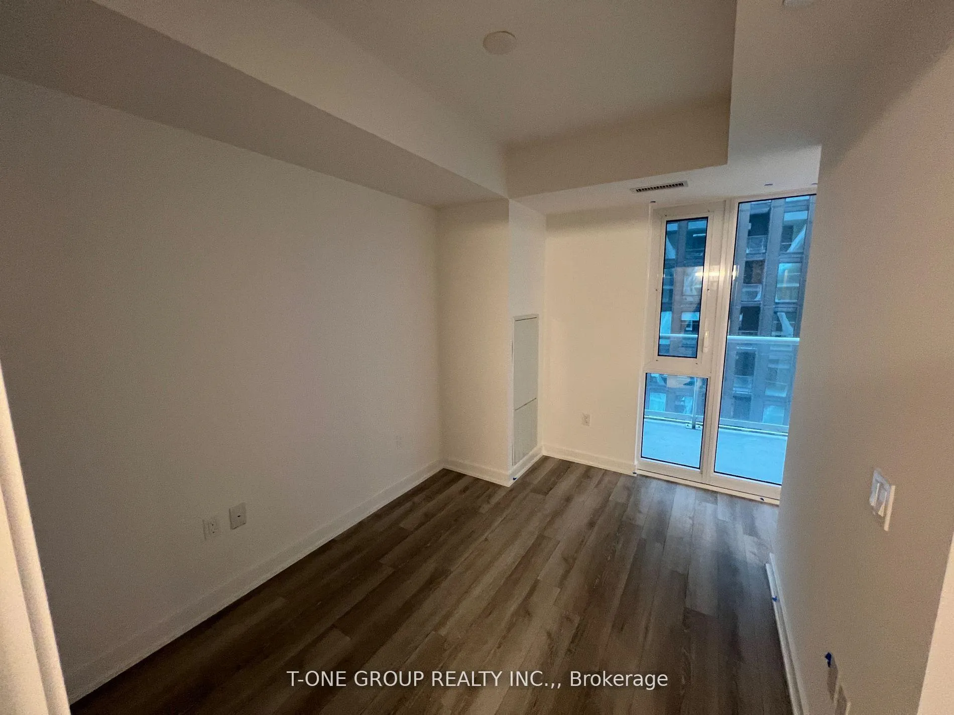 Photo 3 of Unit 3320, 230 Simcoe Street, Toronto, Kensington-Chinatown — HOMEH