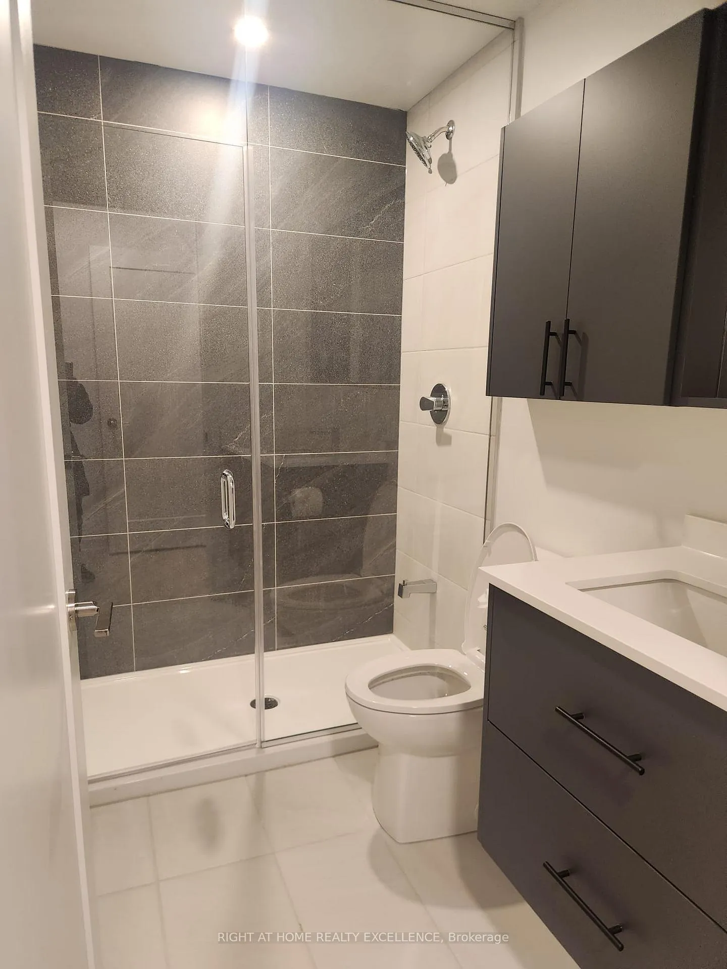 Photo 8 of Unit B-2103, 9751 Markham Road, Markham, Greensborough — HOMEH