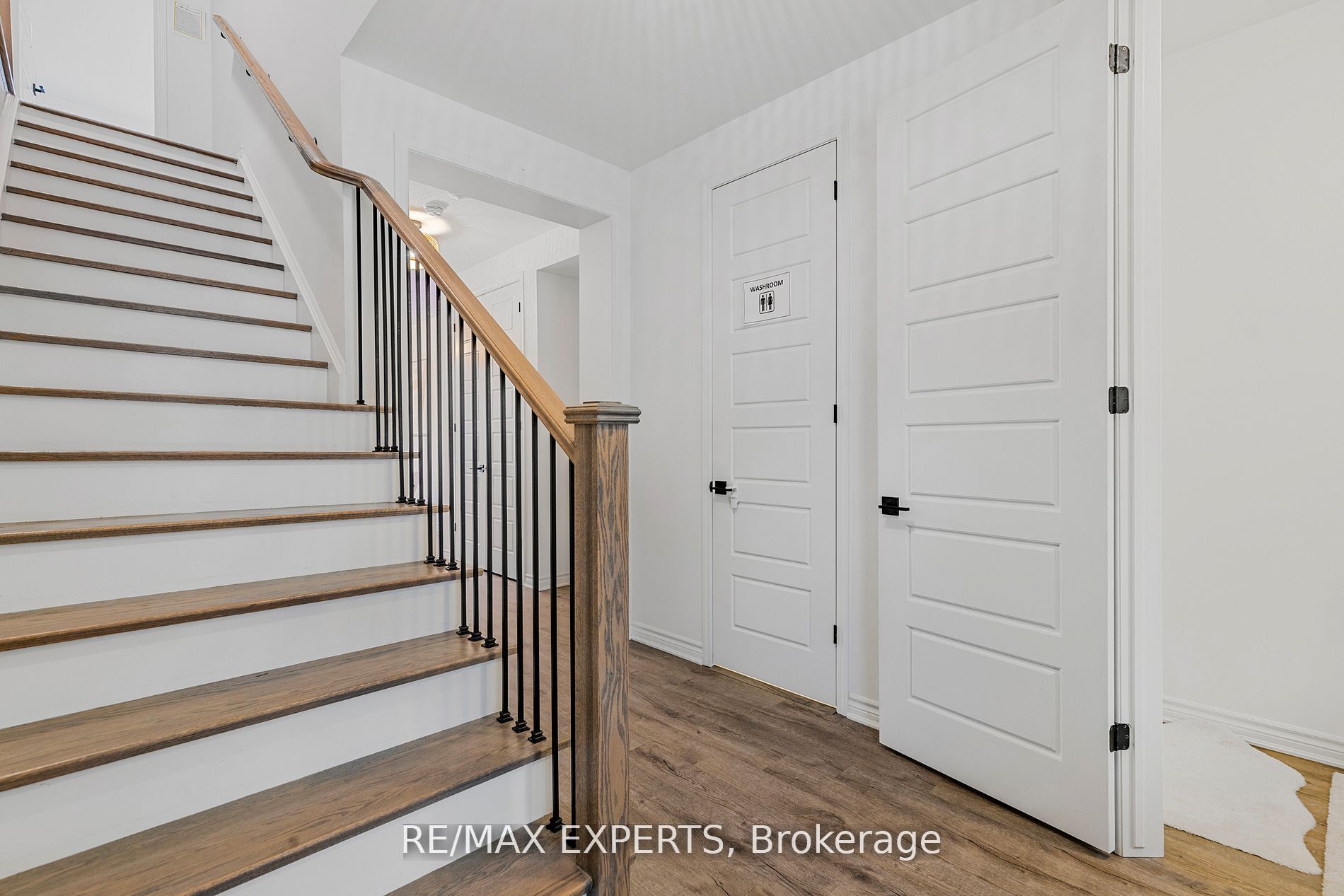 Photo 11 of 1908 Thames Circle, Milton, Bowes — HOMEH