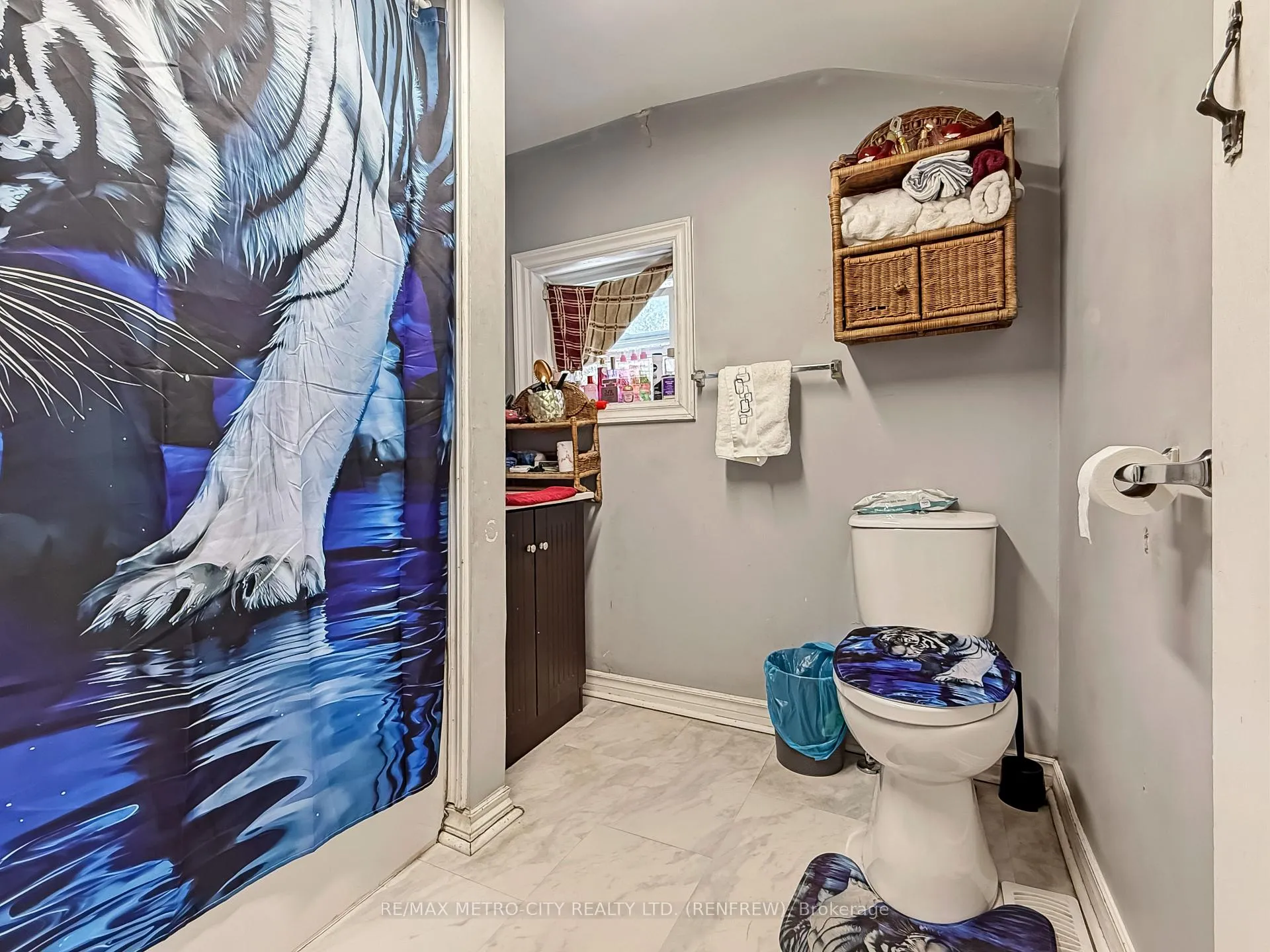 Photo 23 of 294 Albert Street, Renfrew — HOMEH