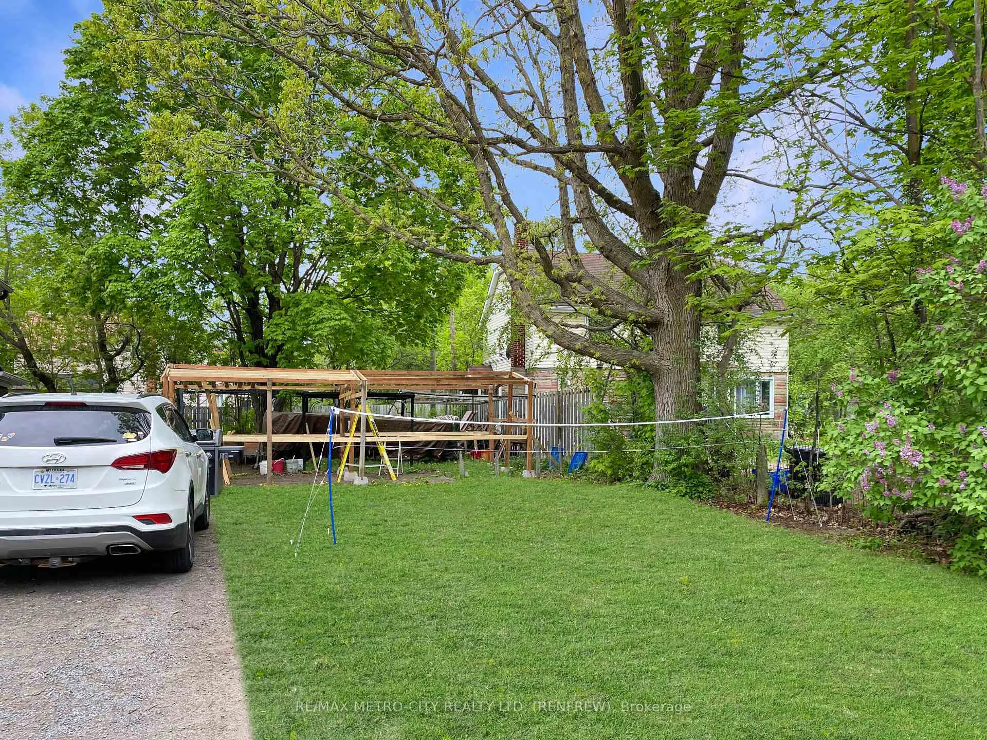 Photo 24 of 294 Albert Street, Renfrew — HOMEH