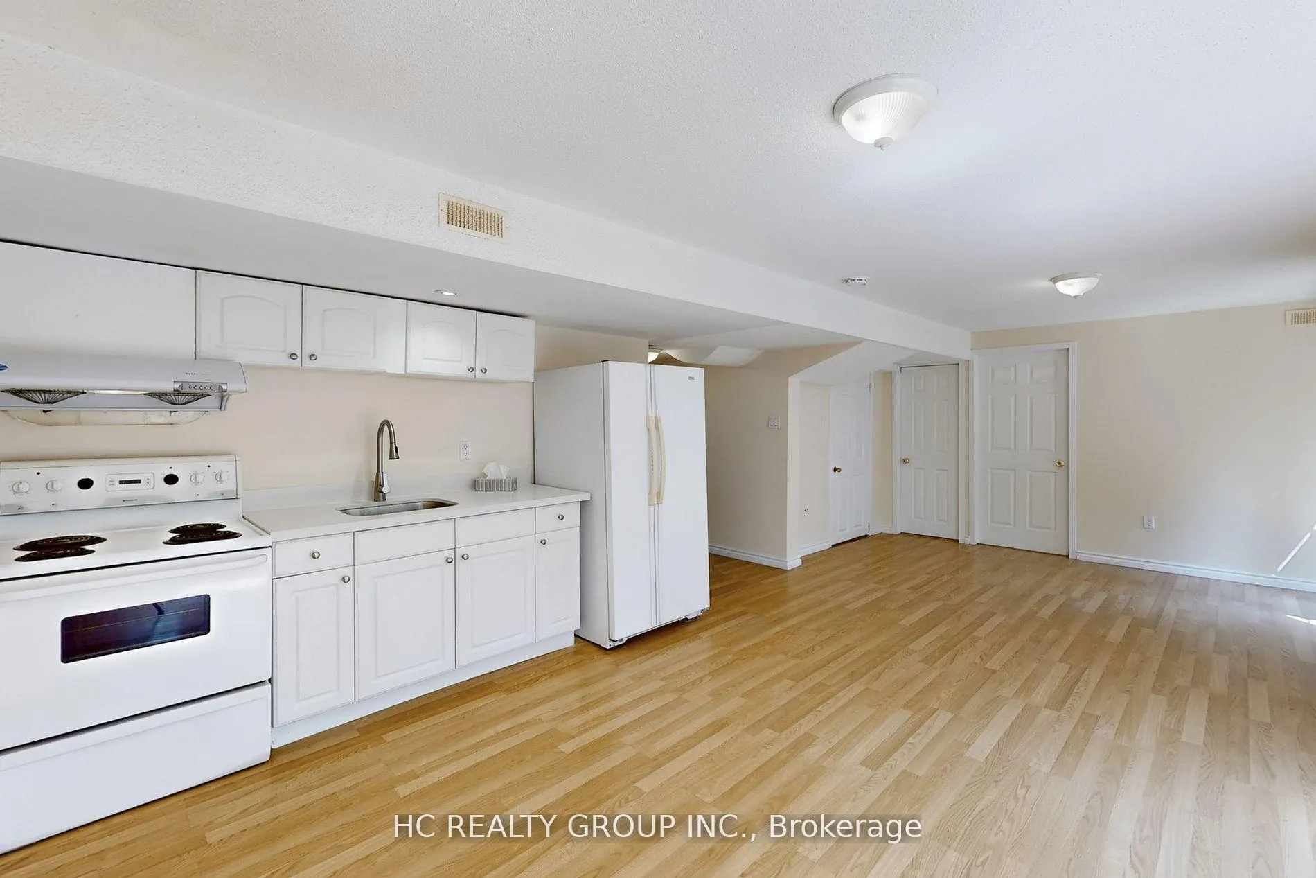 Photo 19 of 47 Medoc Place, Vaughan, Patterson — HOMEH