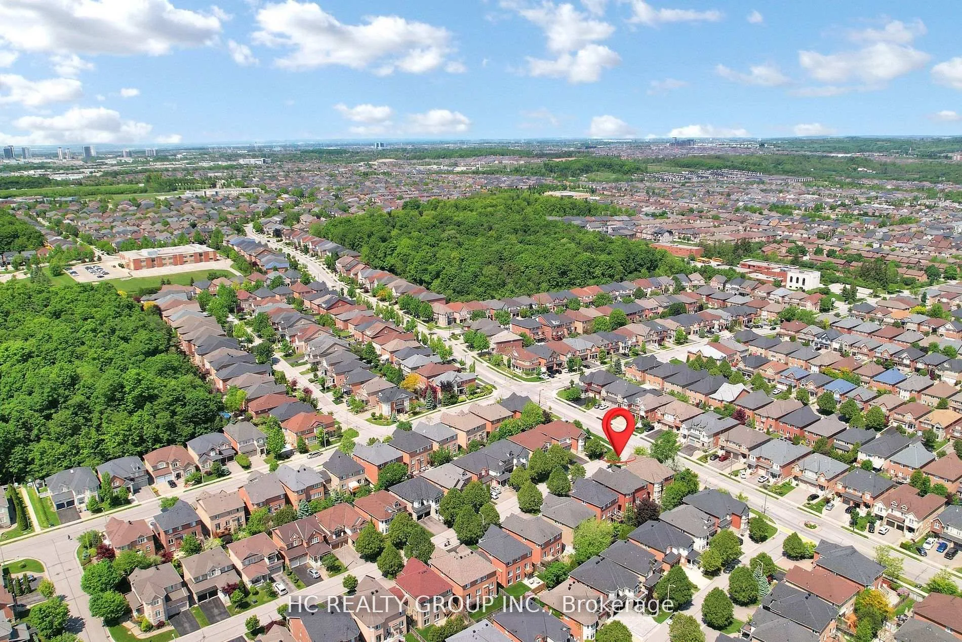 Photo 23 of 47 Medoc Place, Vaughan, Patterson — HOMEH